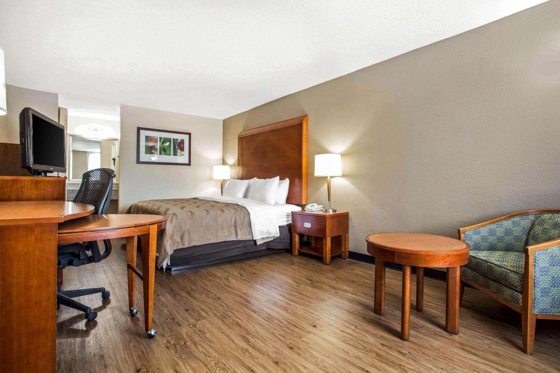 Quality Inn & Suites University Area photo 30