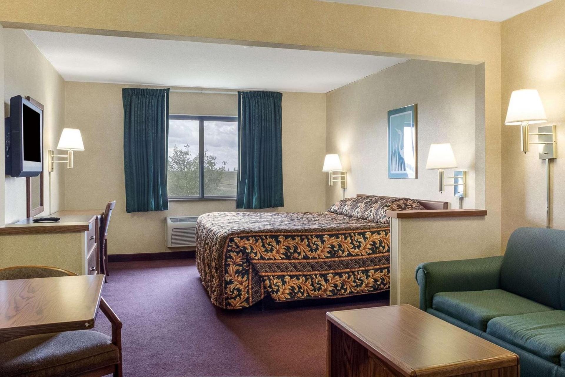 Rodeway Inn Wahpeton photo 33