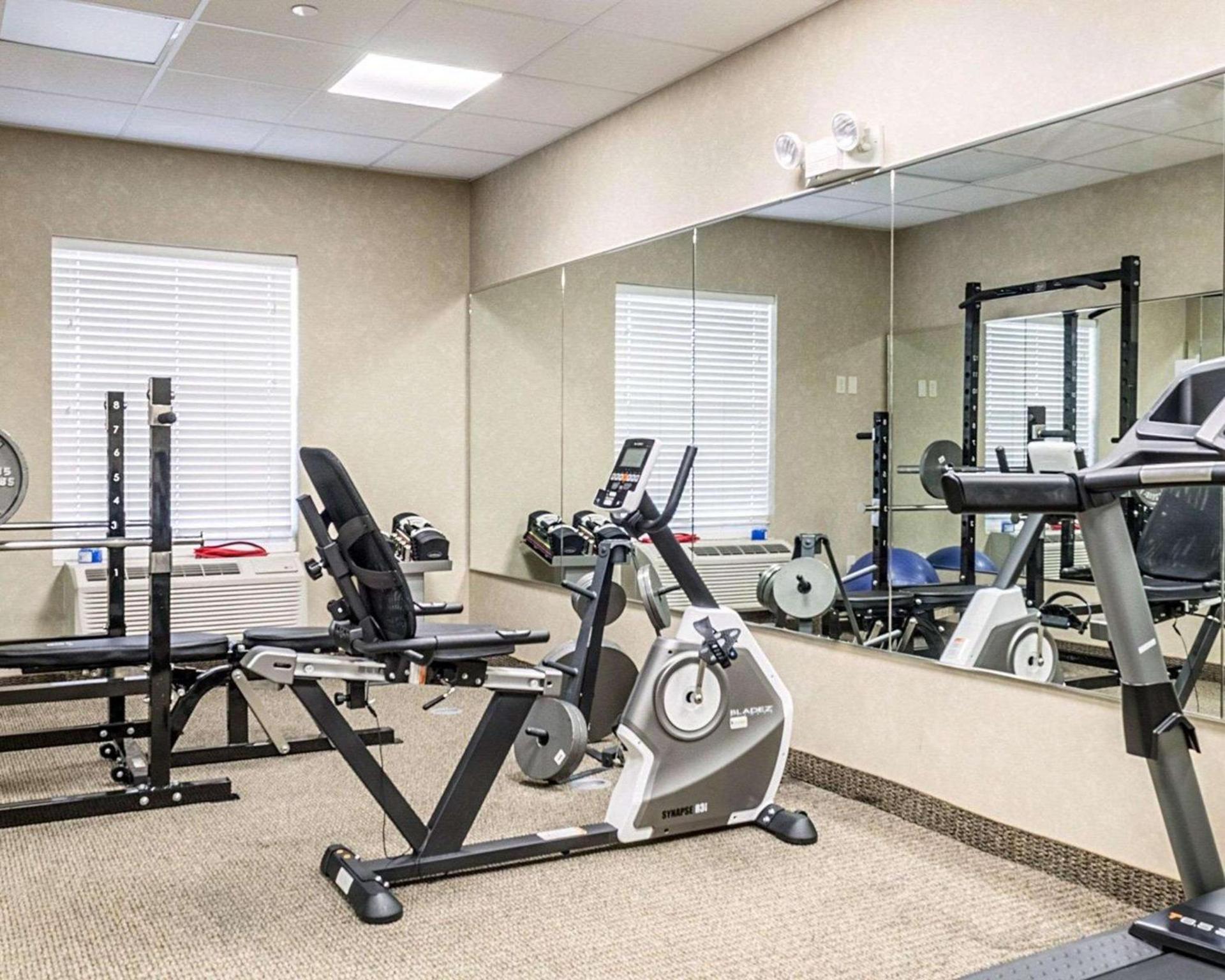 MainStay Suites Minot photo 30