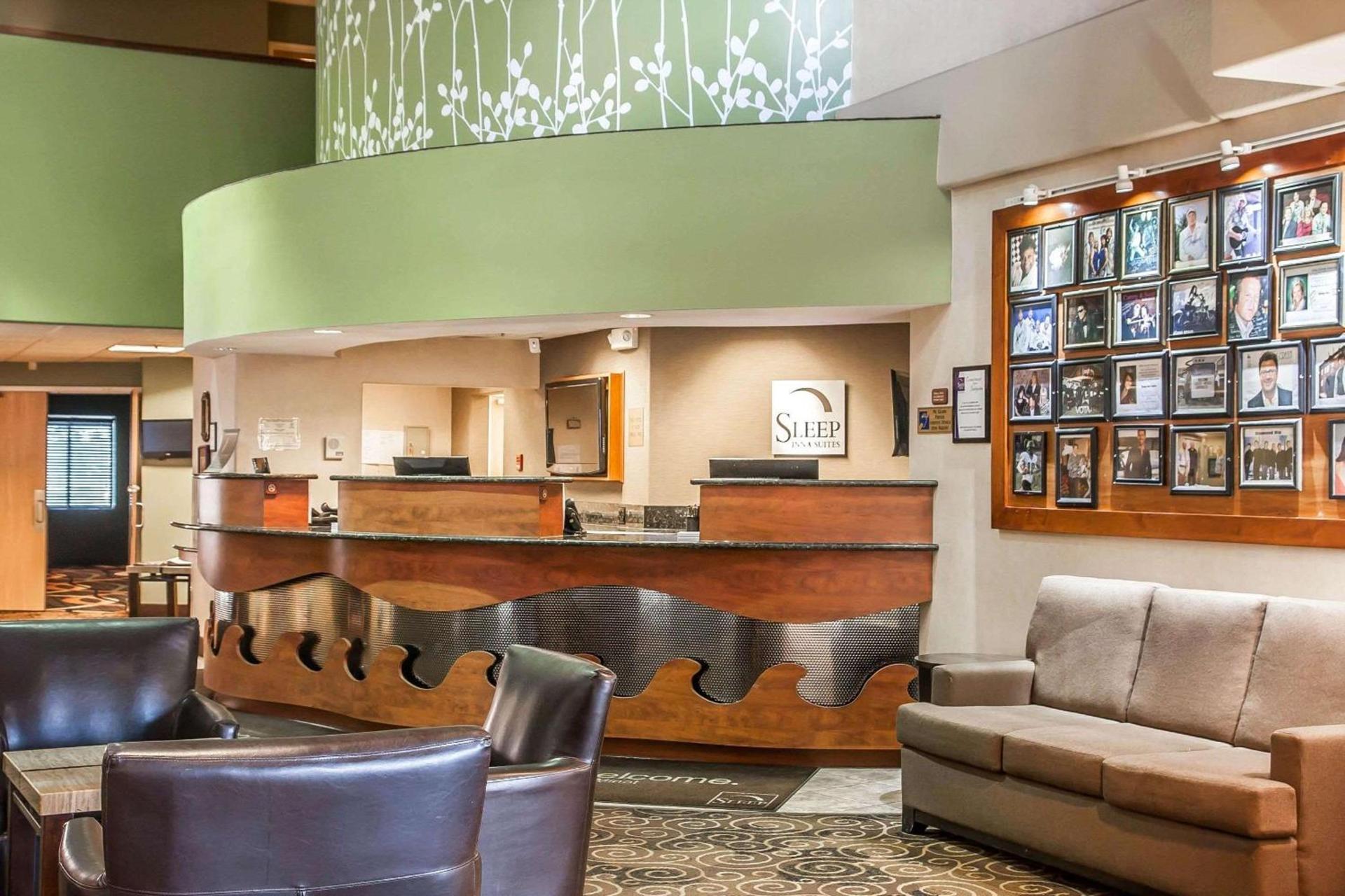 Sleep Inn & Suites Conference Center and Water Park photo 5
