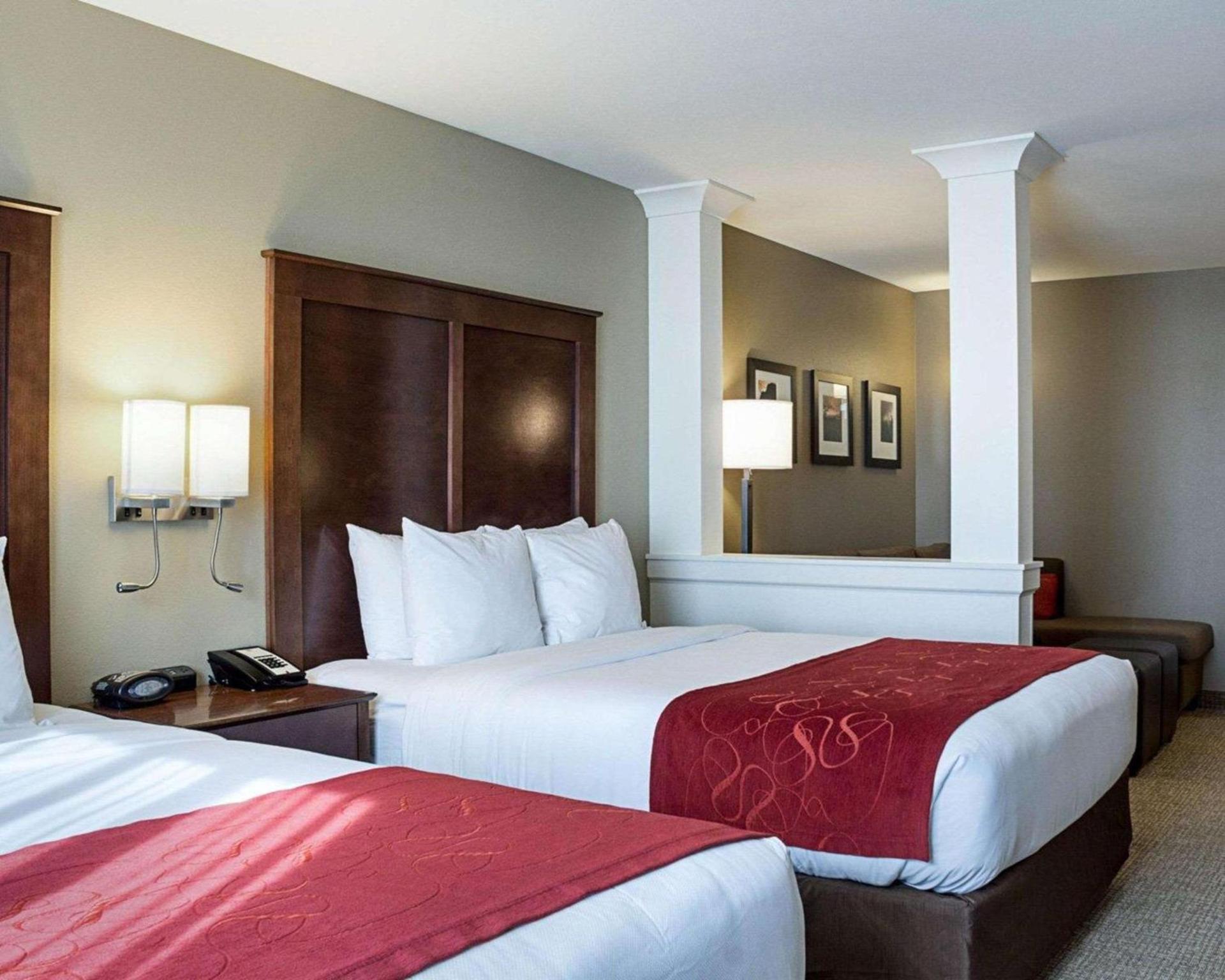 Comfort Suites Fargo Medical Center photo 5