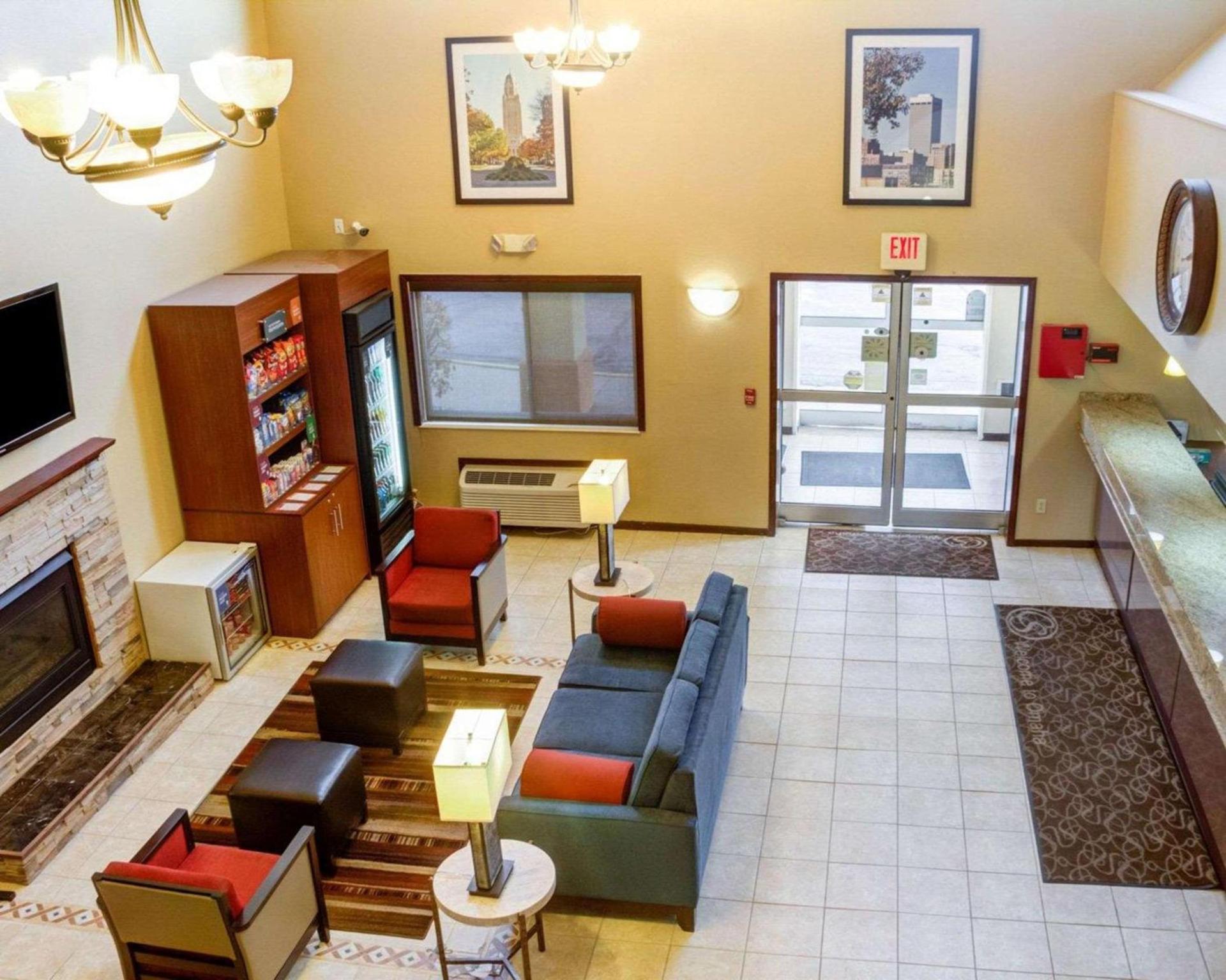Comfort Suites Omaha Northwest photo 3