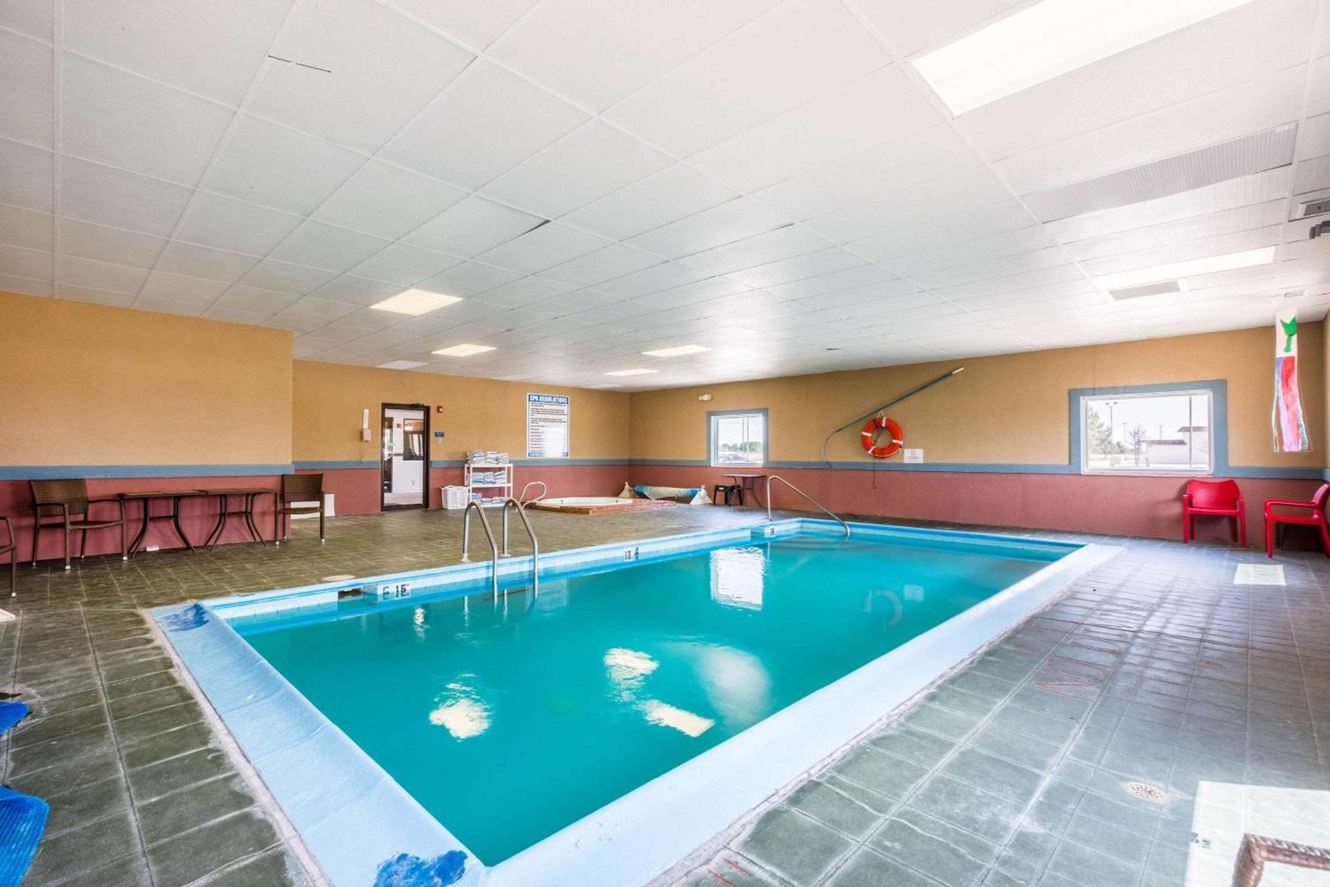 Quality Inn Scottsbluff photo 17