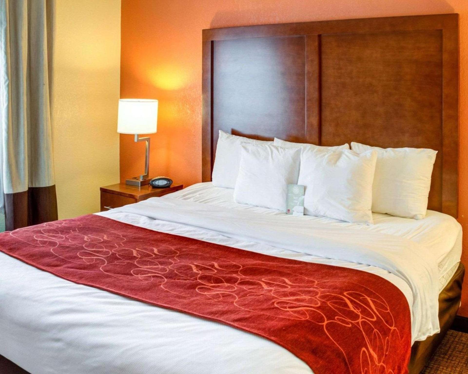 Comfort Suites Omaha Northwest photo 18
