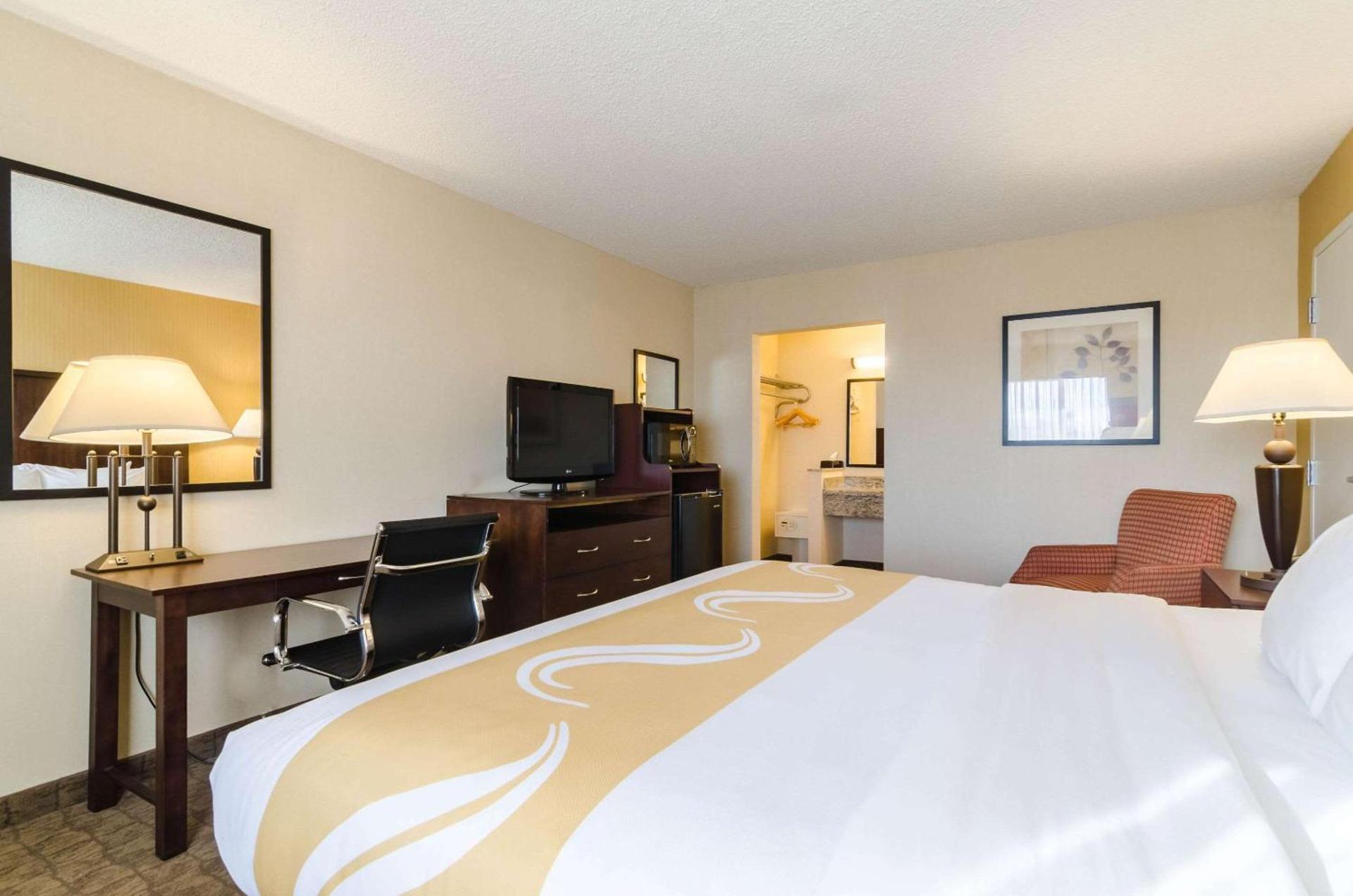 Quality Inn & Suites Ogallala photo 17
