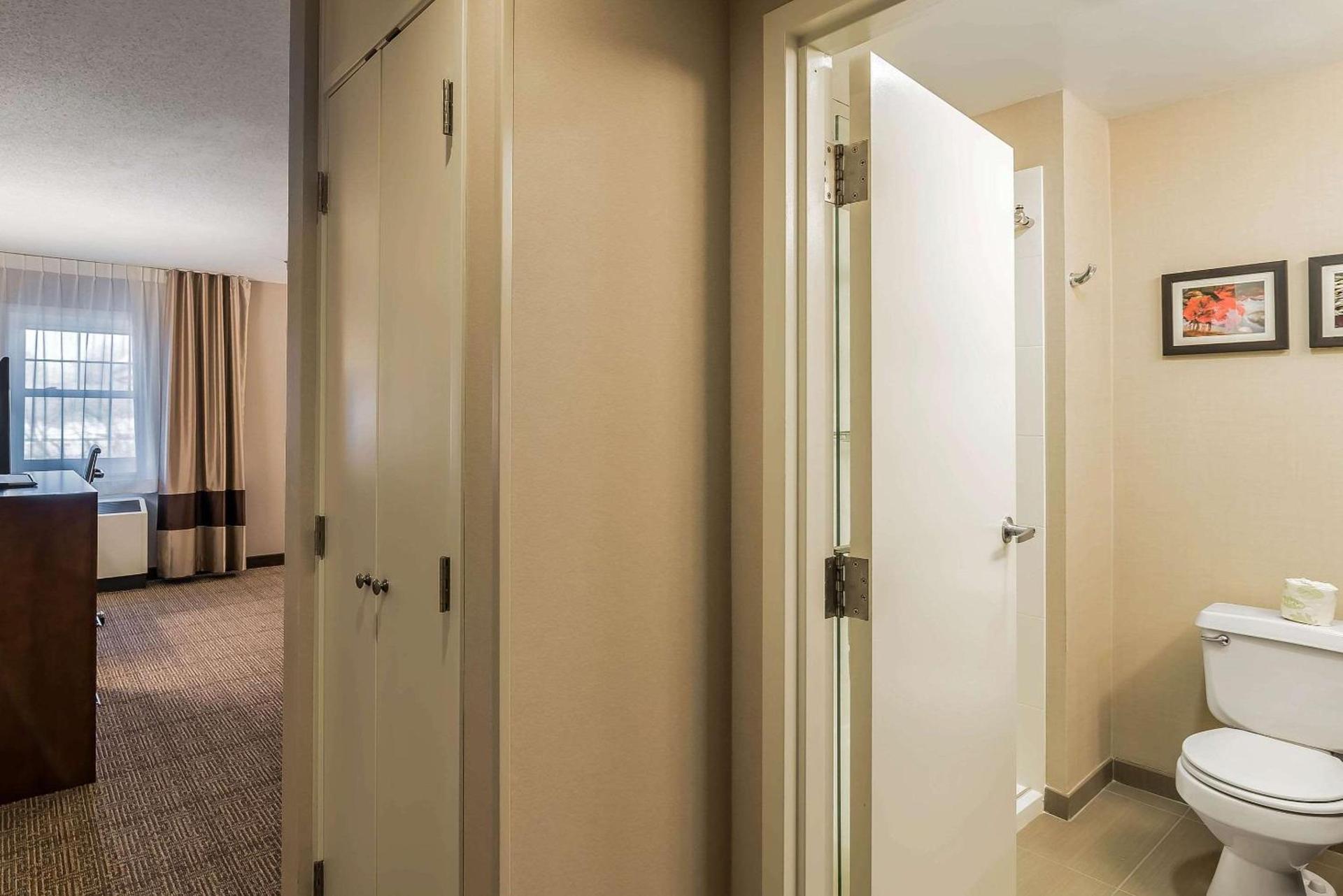 Comfort Inn Concord South End photo 17