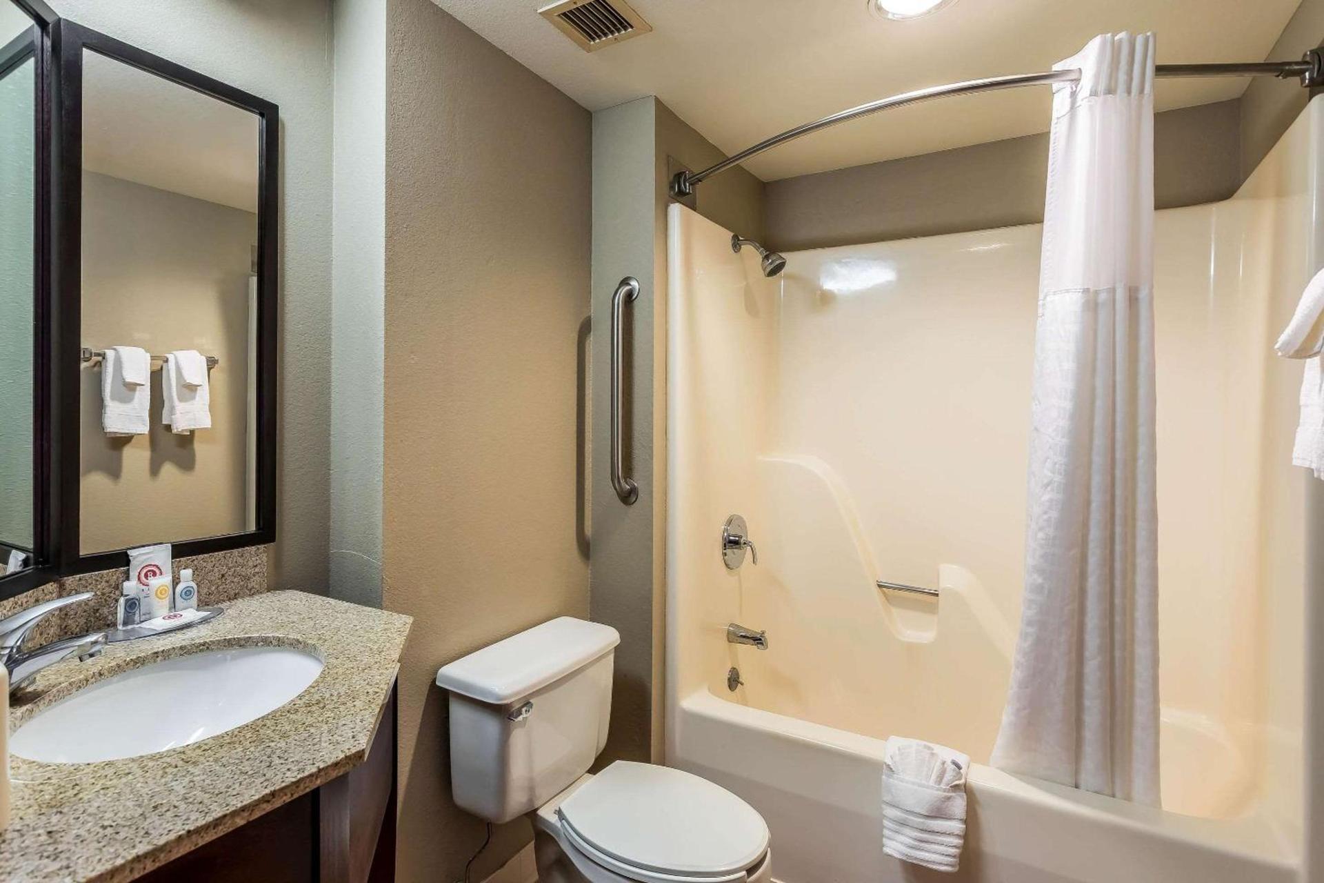 Comfort Inn SW Omaha I-80 photo 20