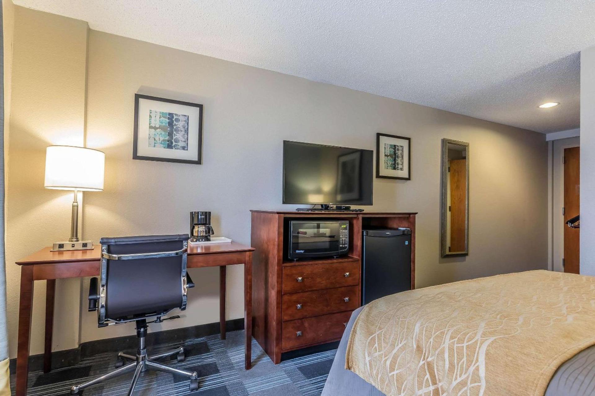 Comfort Inn SW Omaha I-80 photo 6