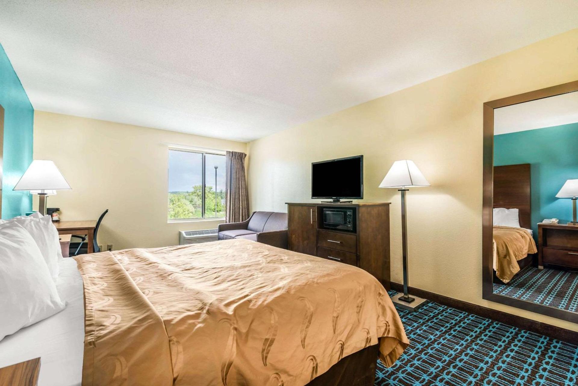 Quality Inn Loudon-Concord photo 16