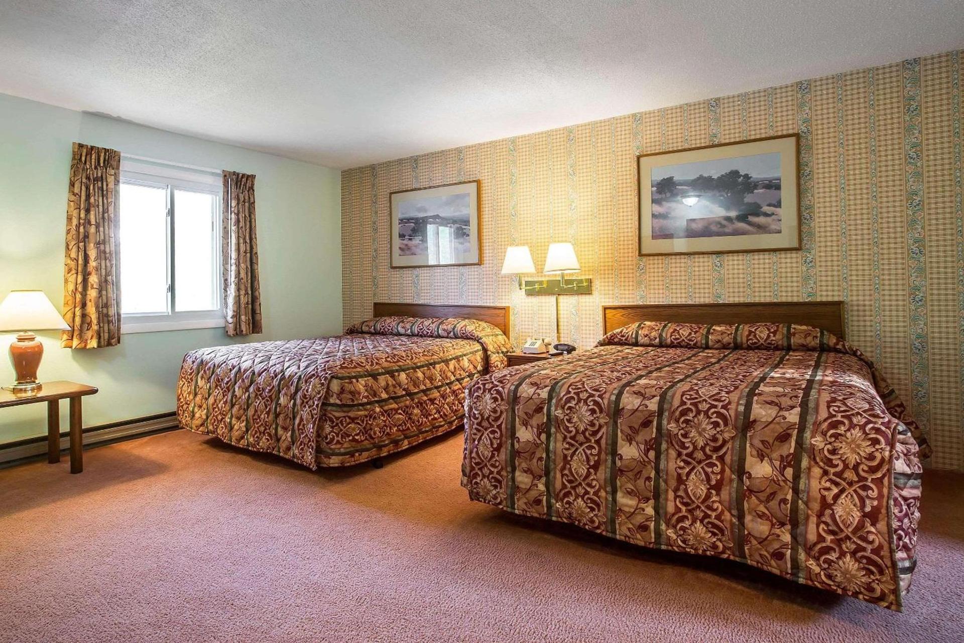 Rodeway Inn Lincoln I-93 photo 8