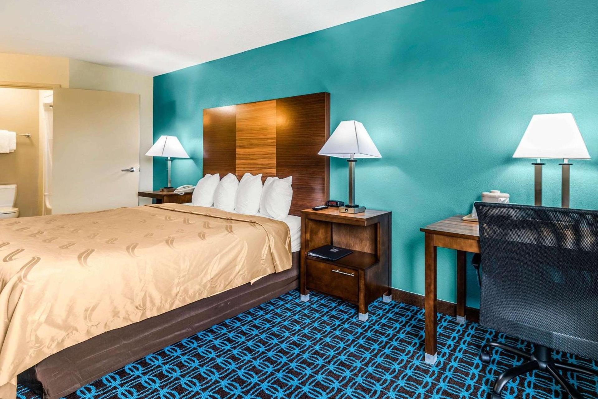 Quality Inn Loudon-Concord photo 36