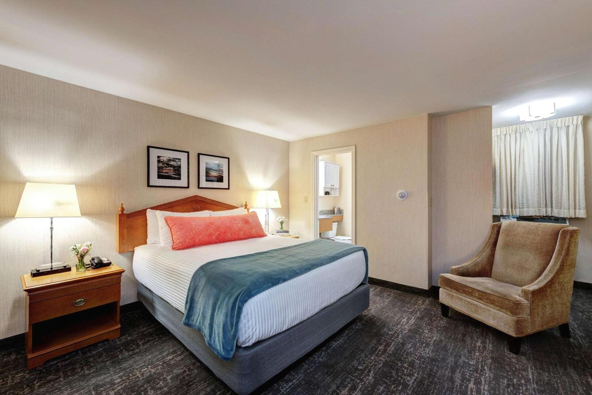 Port Inn and Suites Portsmouth, an Ascend Collection Hotel photo 76
