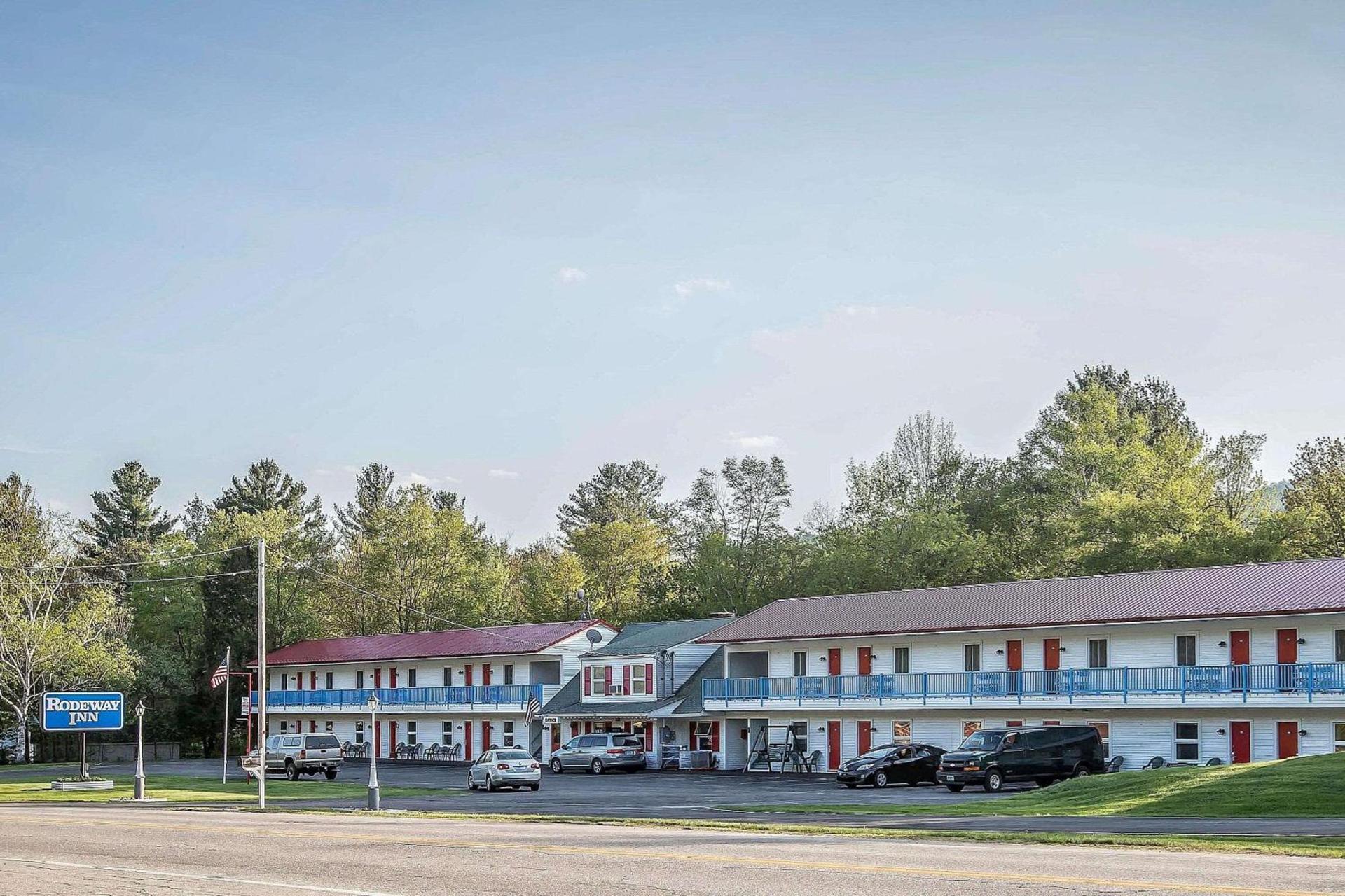Rodeway Inn Lincoln I-93 photo 2