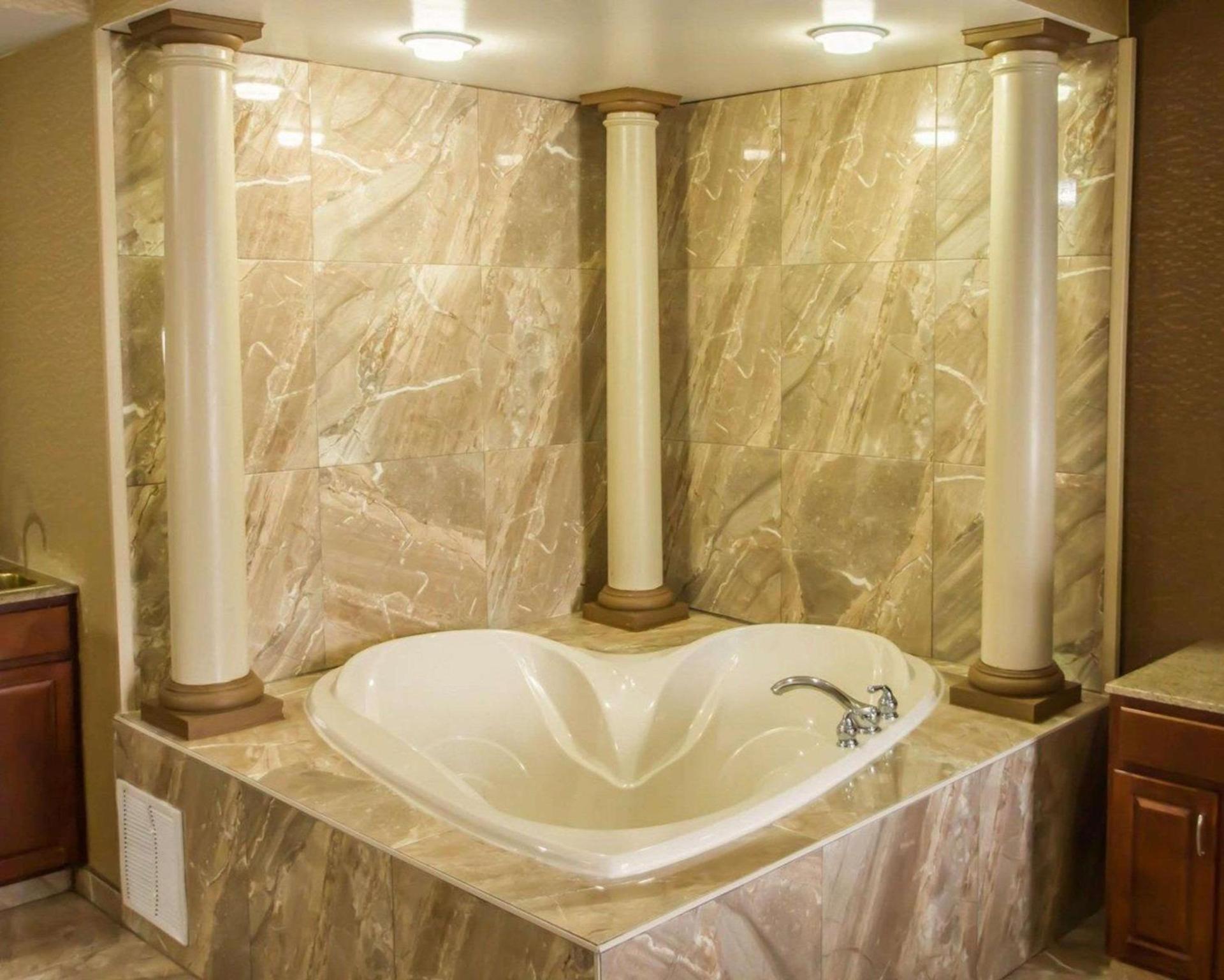 Quality Suites NYC Gateway photo 9