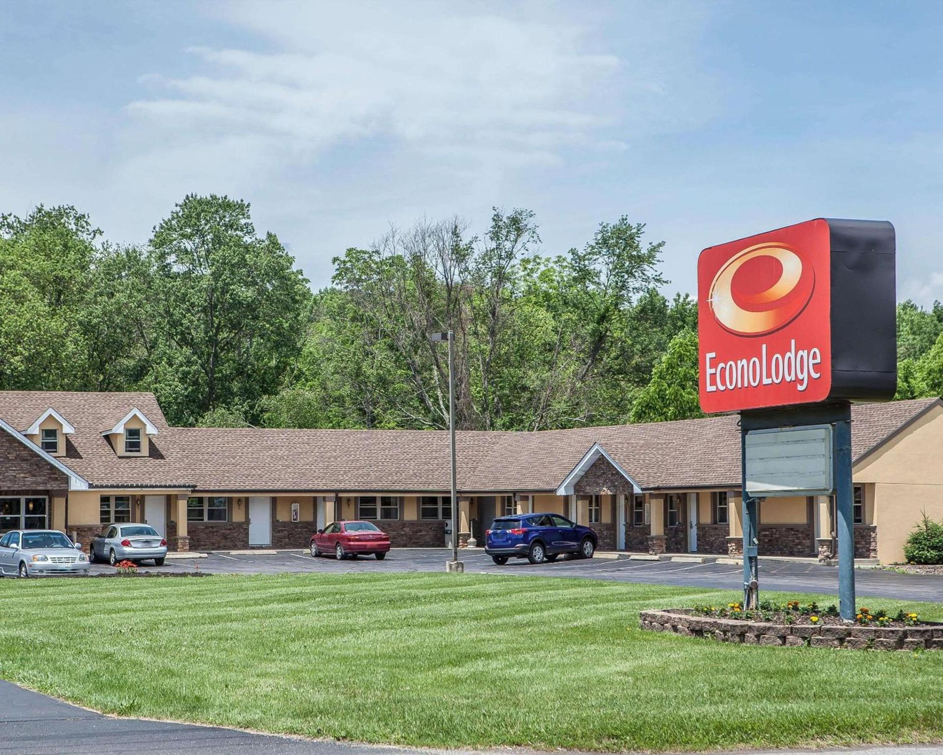 Econo Lodge Newton photo 2