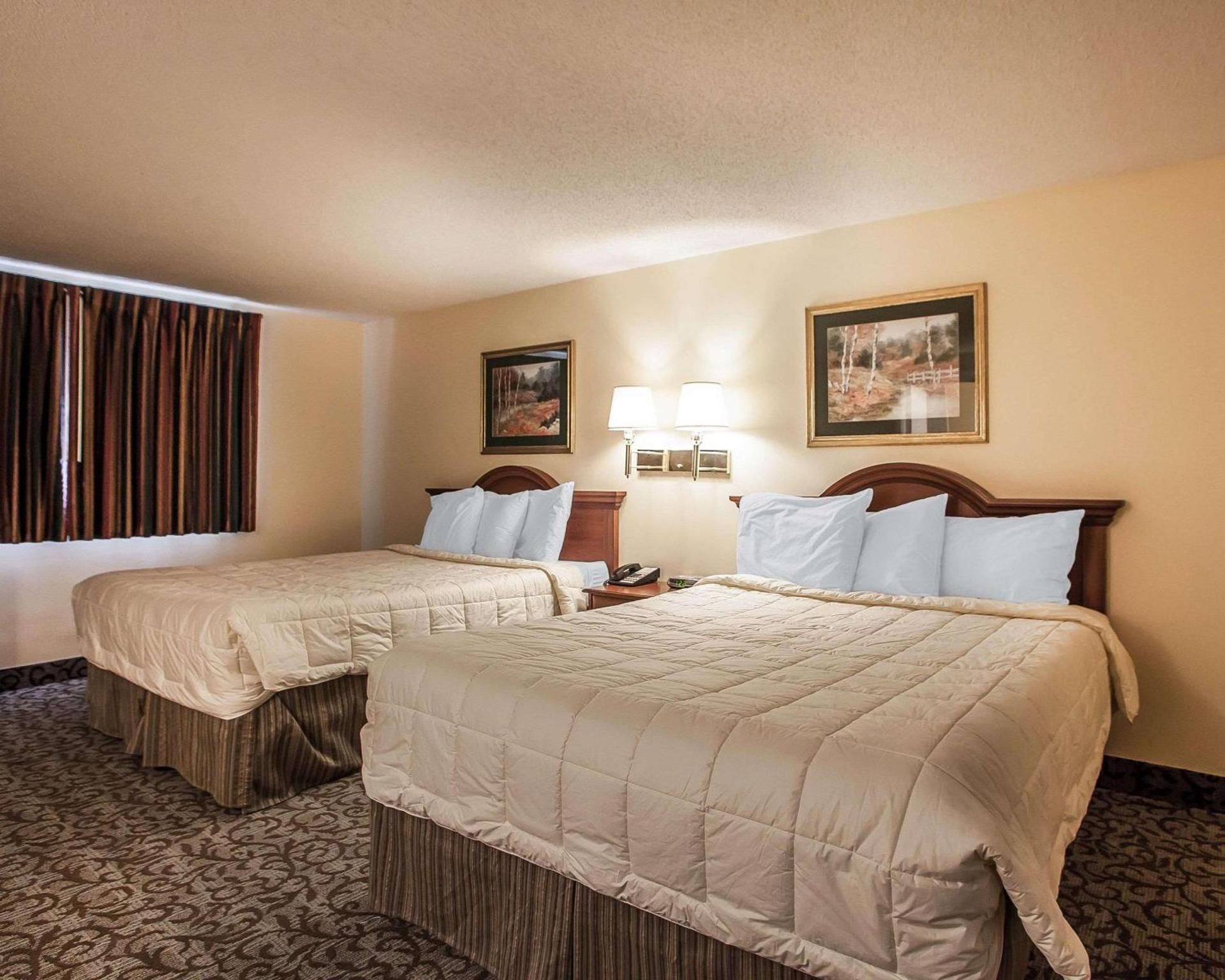 Econo Lodge Newton photo 15