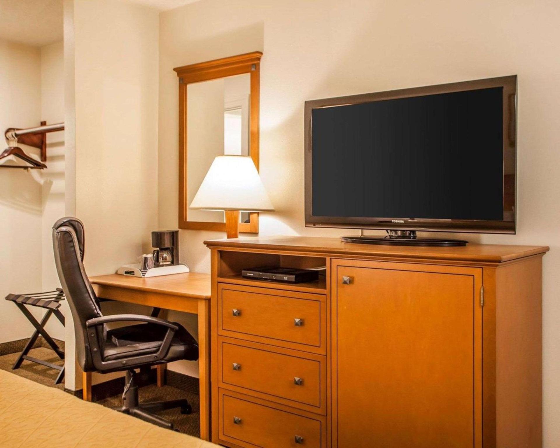 Rodeway Inn Point Pleasant Beach photo 29