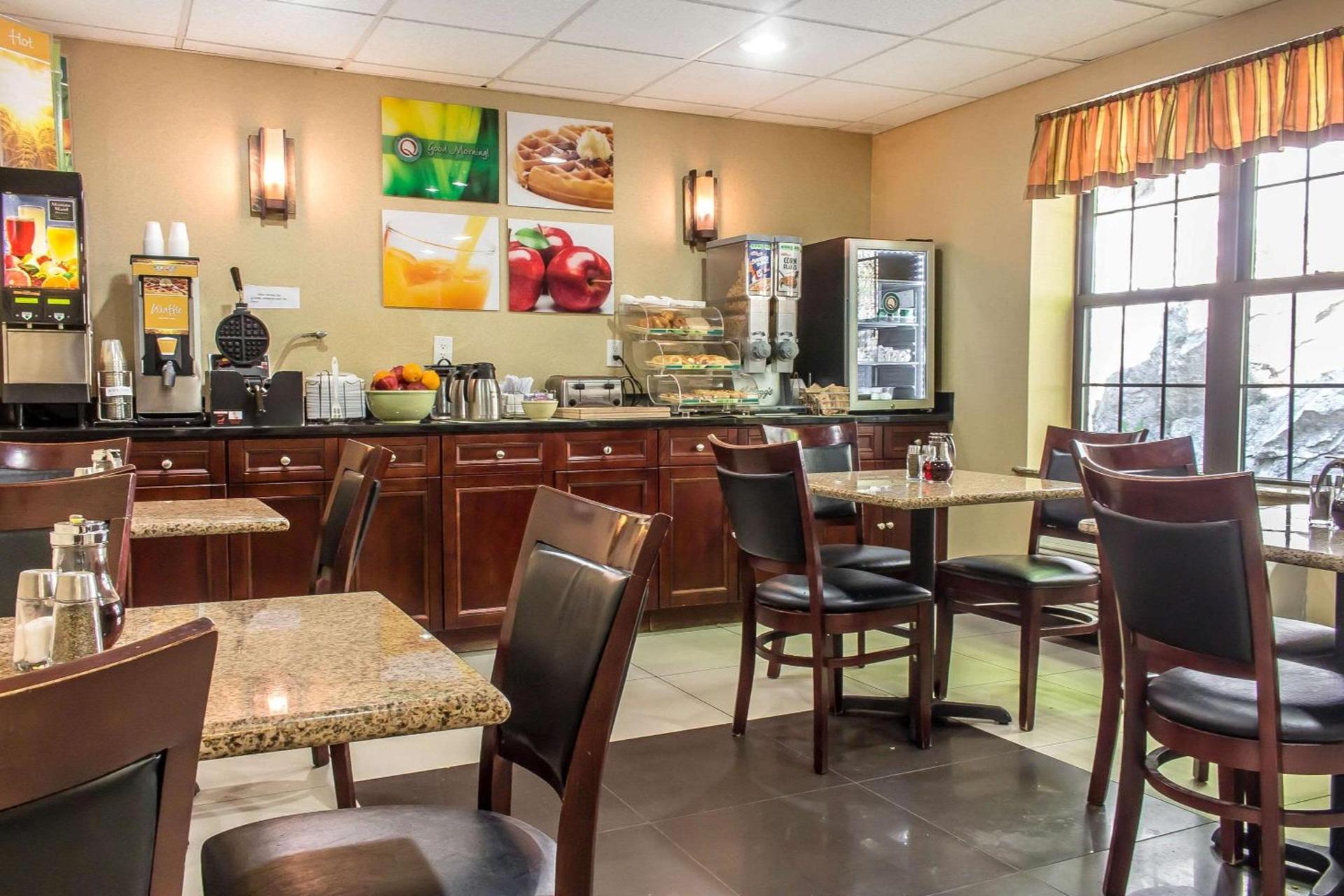 Quality Inn near Mountain Creek photo 14