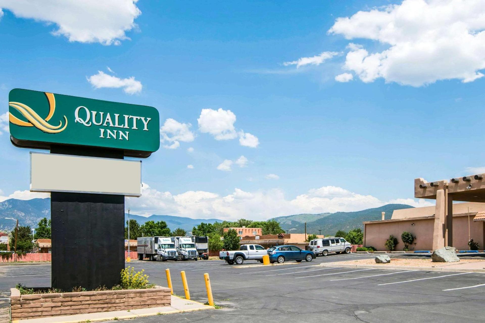 Quality Inn Taos photo 8