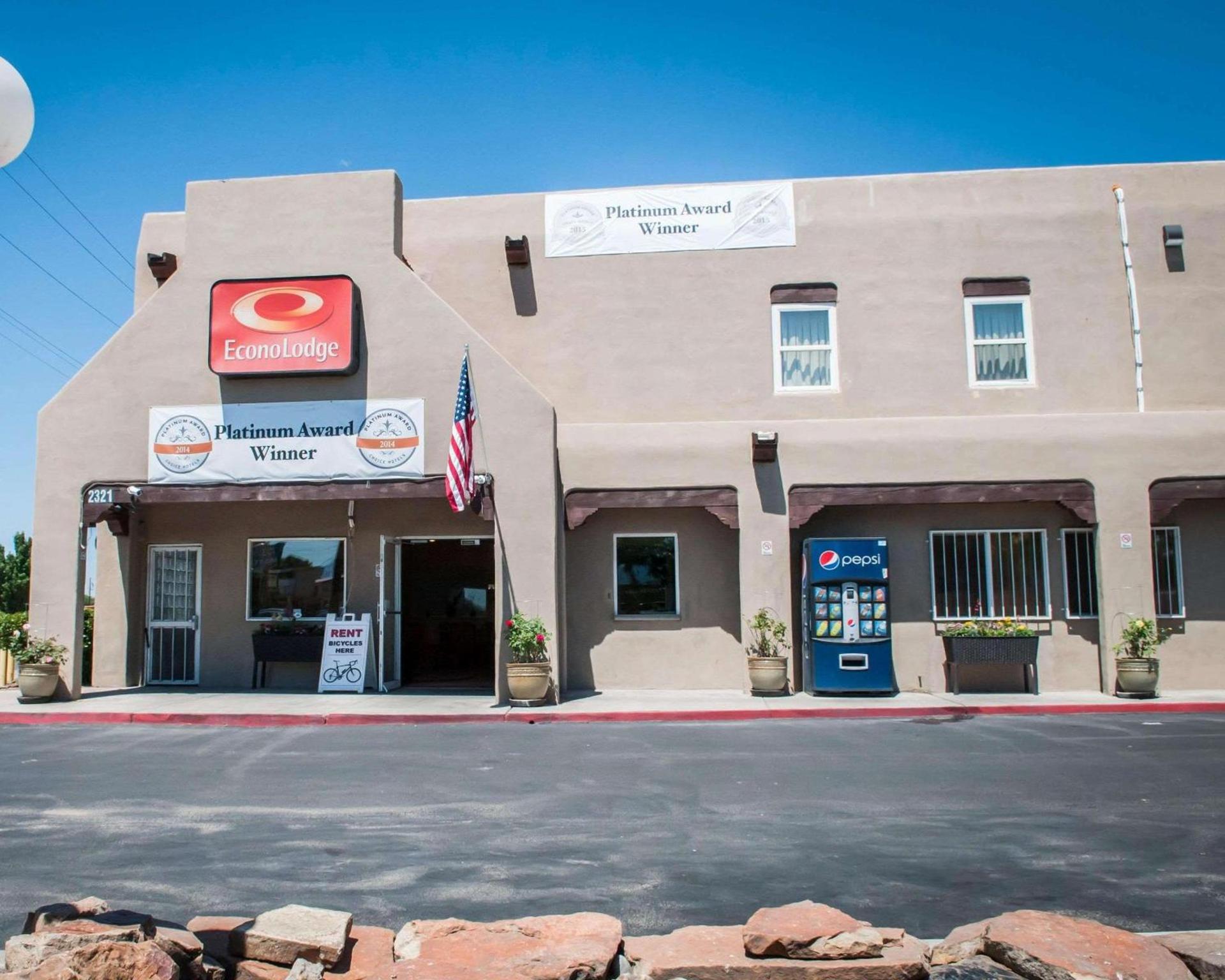 Econo Lodge Albuquerque Old Town photo 2