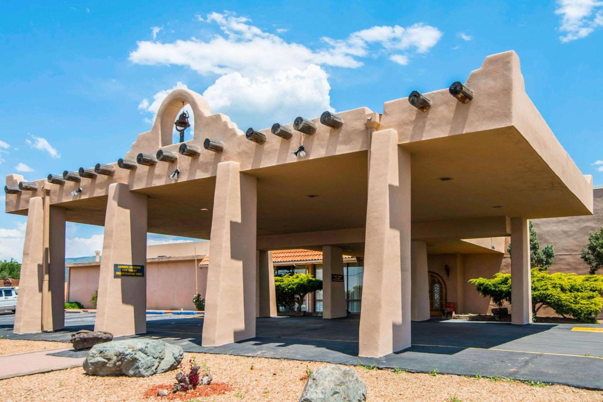 Quality Inn Taos photo 13