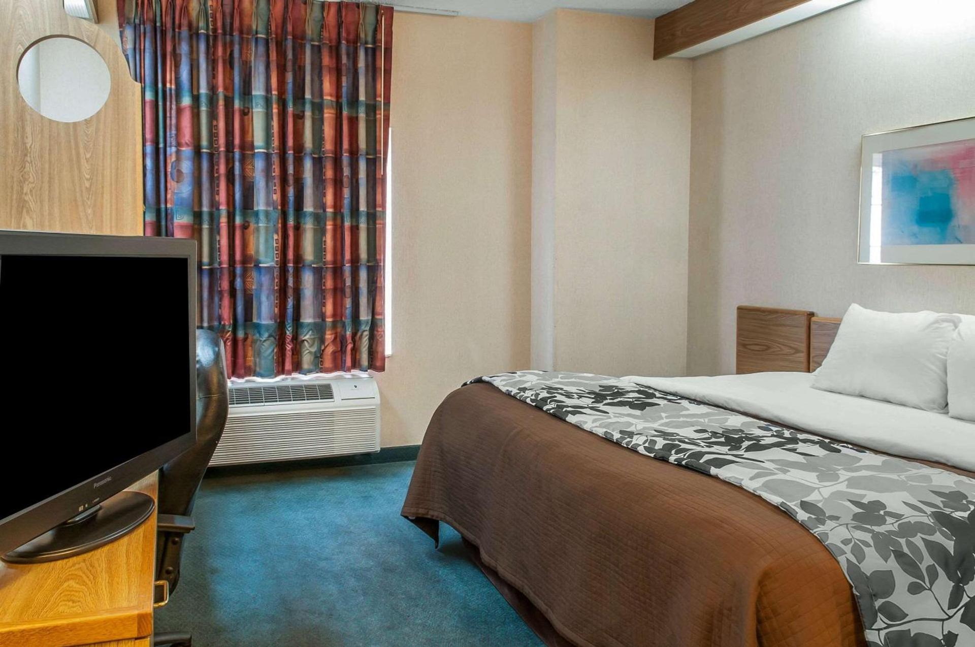 Sleep Inn University photo 8