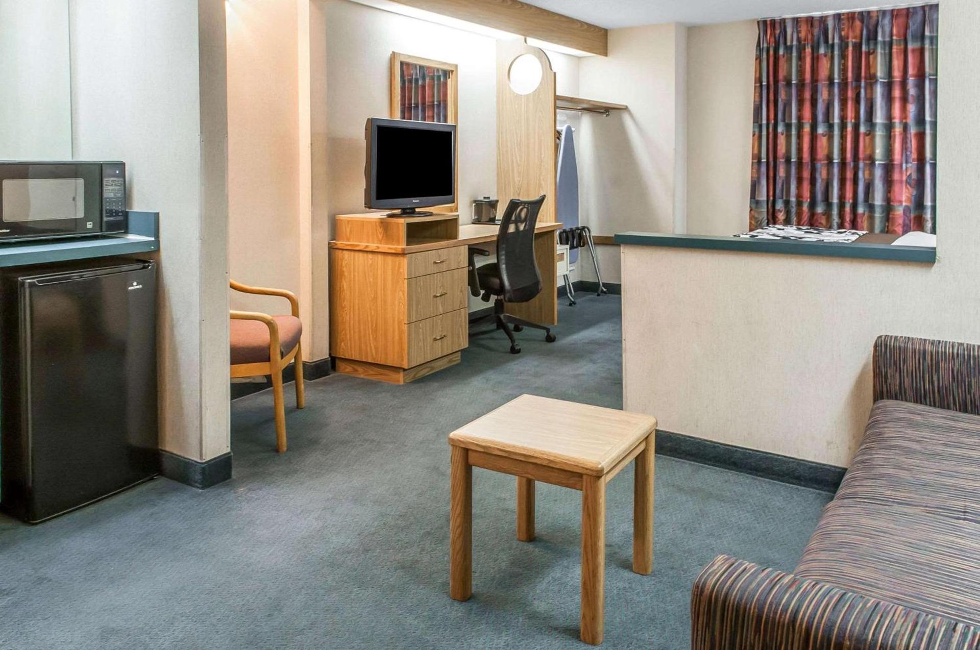 Sleep Inn University photo 15