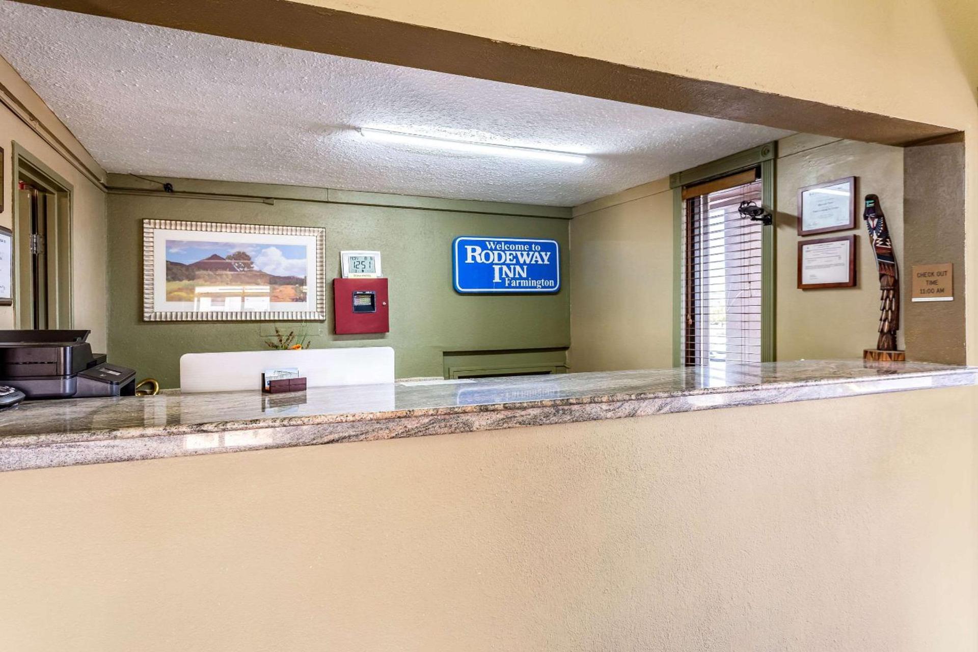 Rodeway Inn Farmington photo 12