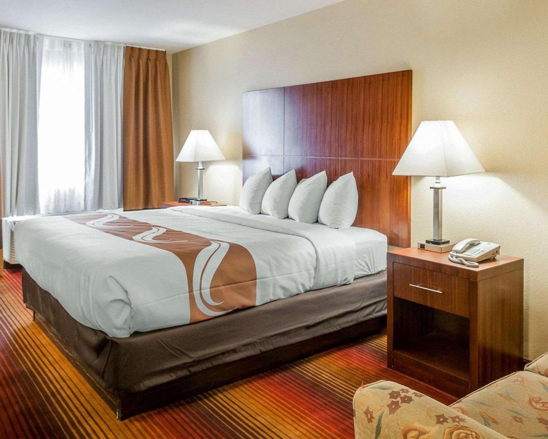 Quality Inn & Suites Albuquerque West photo 10