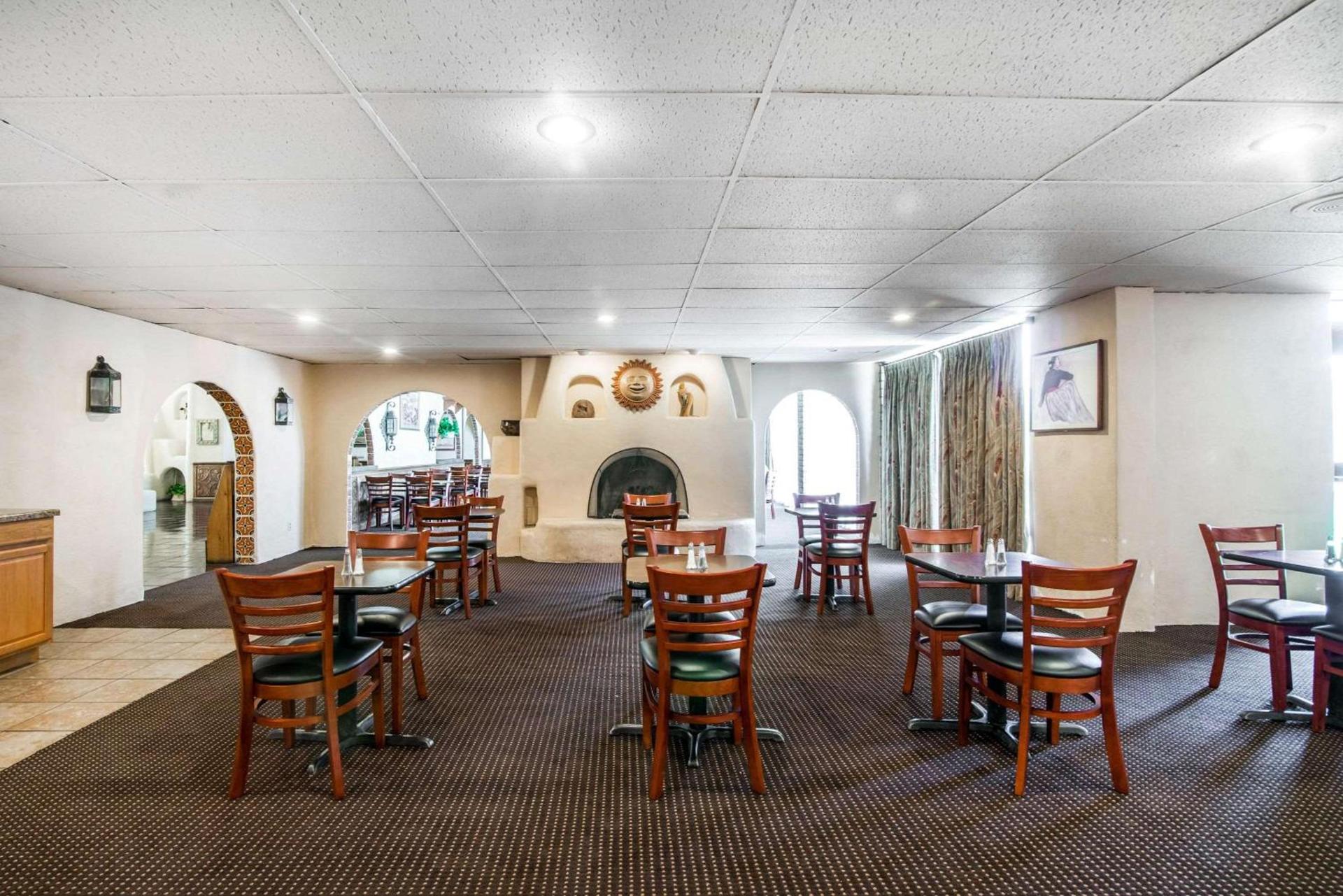 Quality Inn Taos photo 21