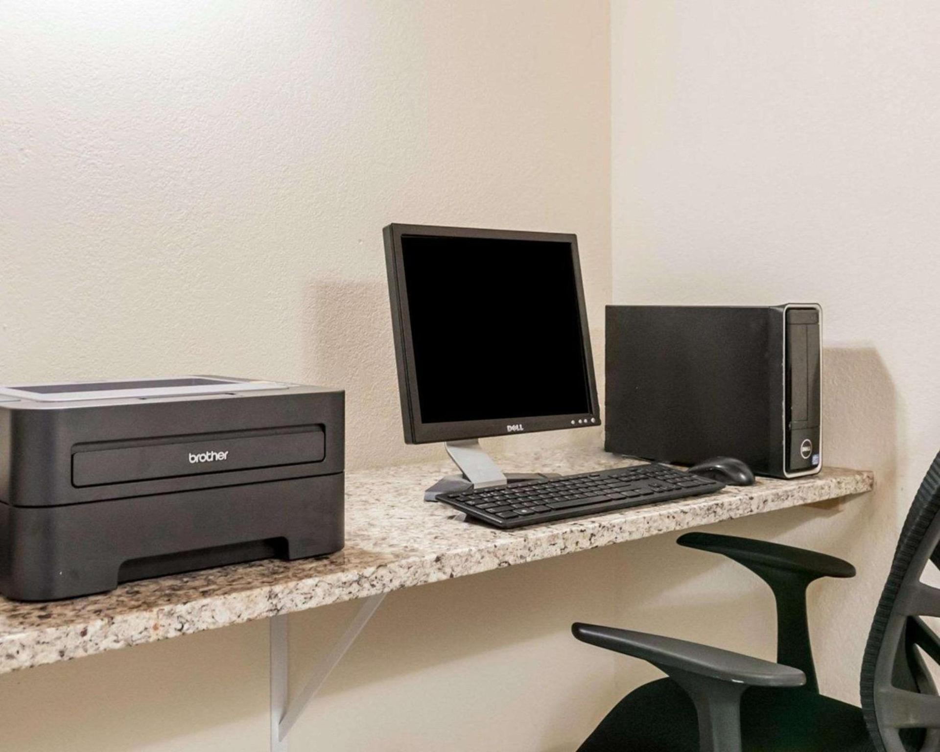 Quality Inn & Suites Albuquerque West photo 16