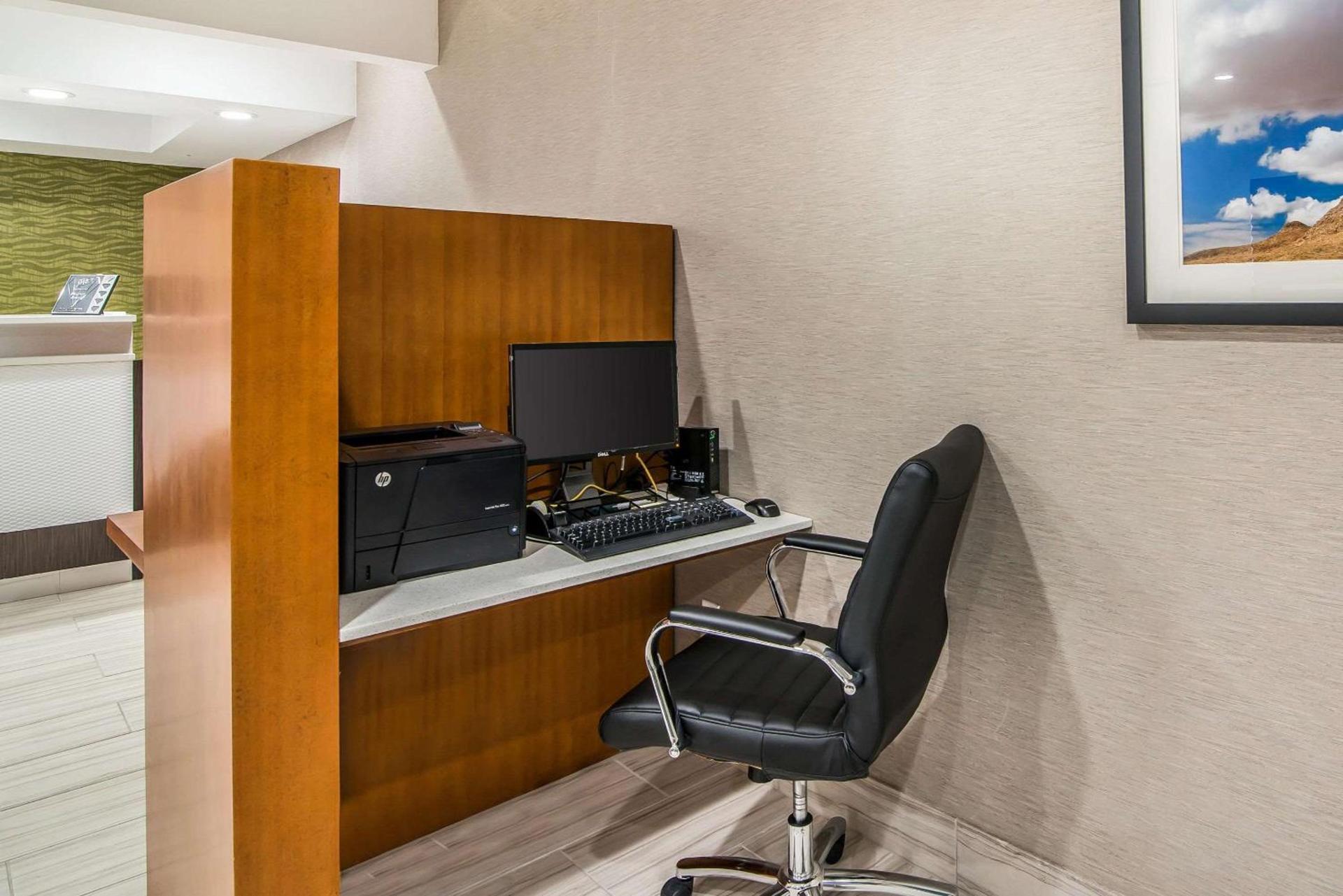 SureStay Plus by Best Western Alamogordo White Sands photo 12