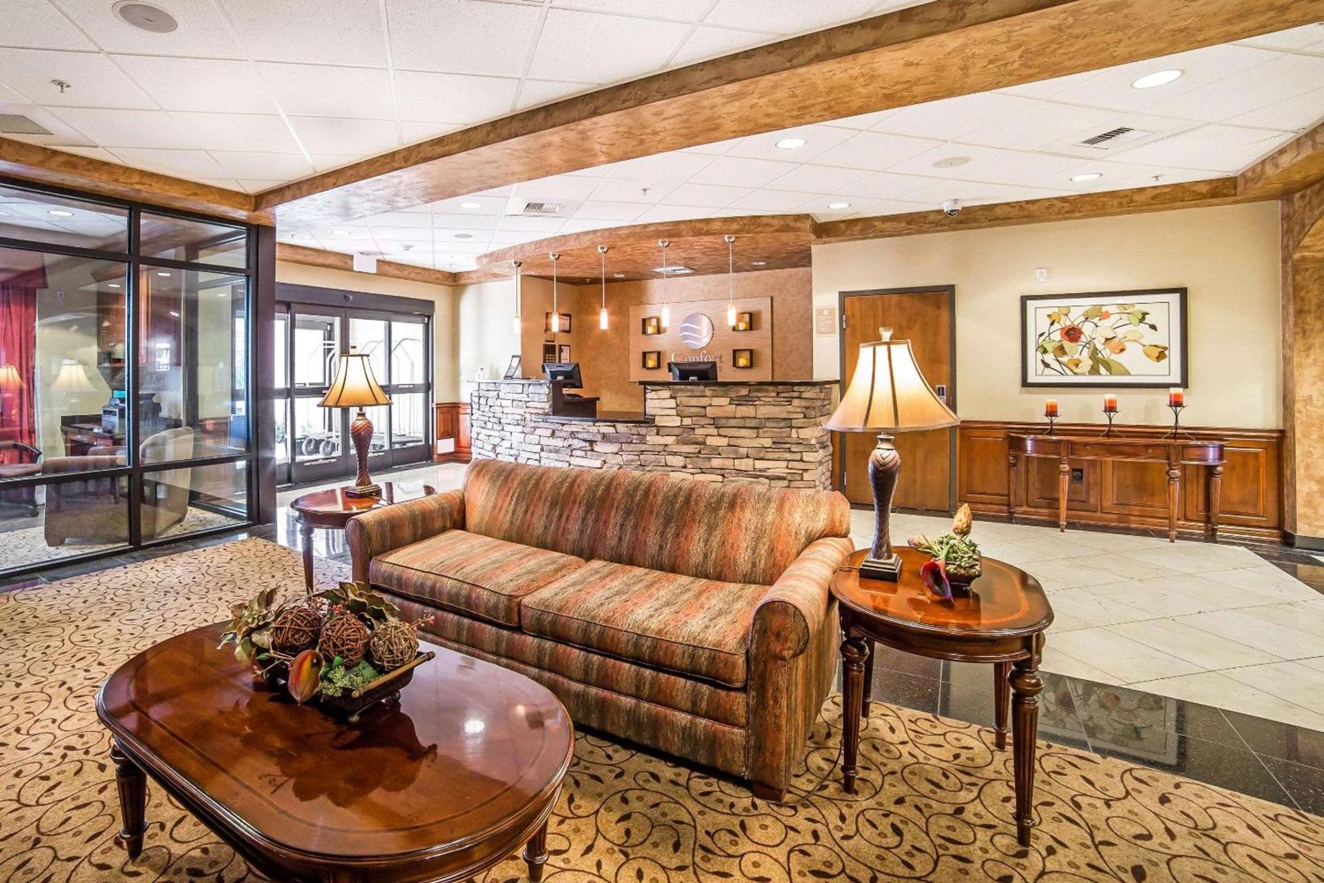 Comfort Inn & Suites Henderson - Las Vegas photo 5