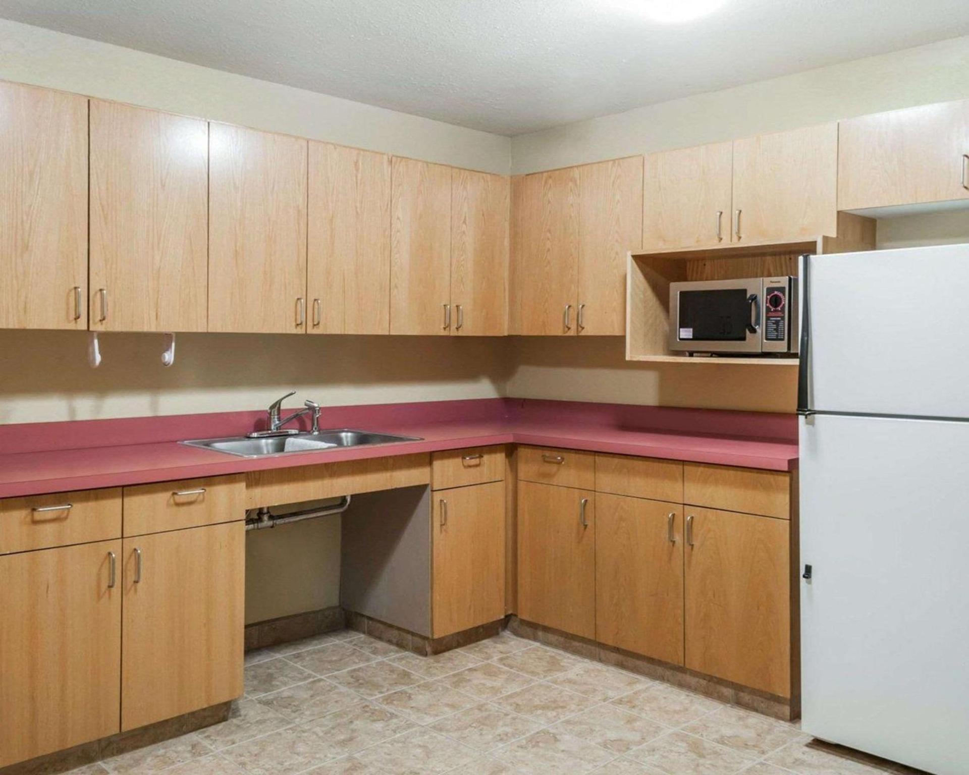 Quality Inn & Suites Albuquerque West photo 19