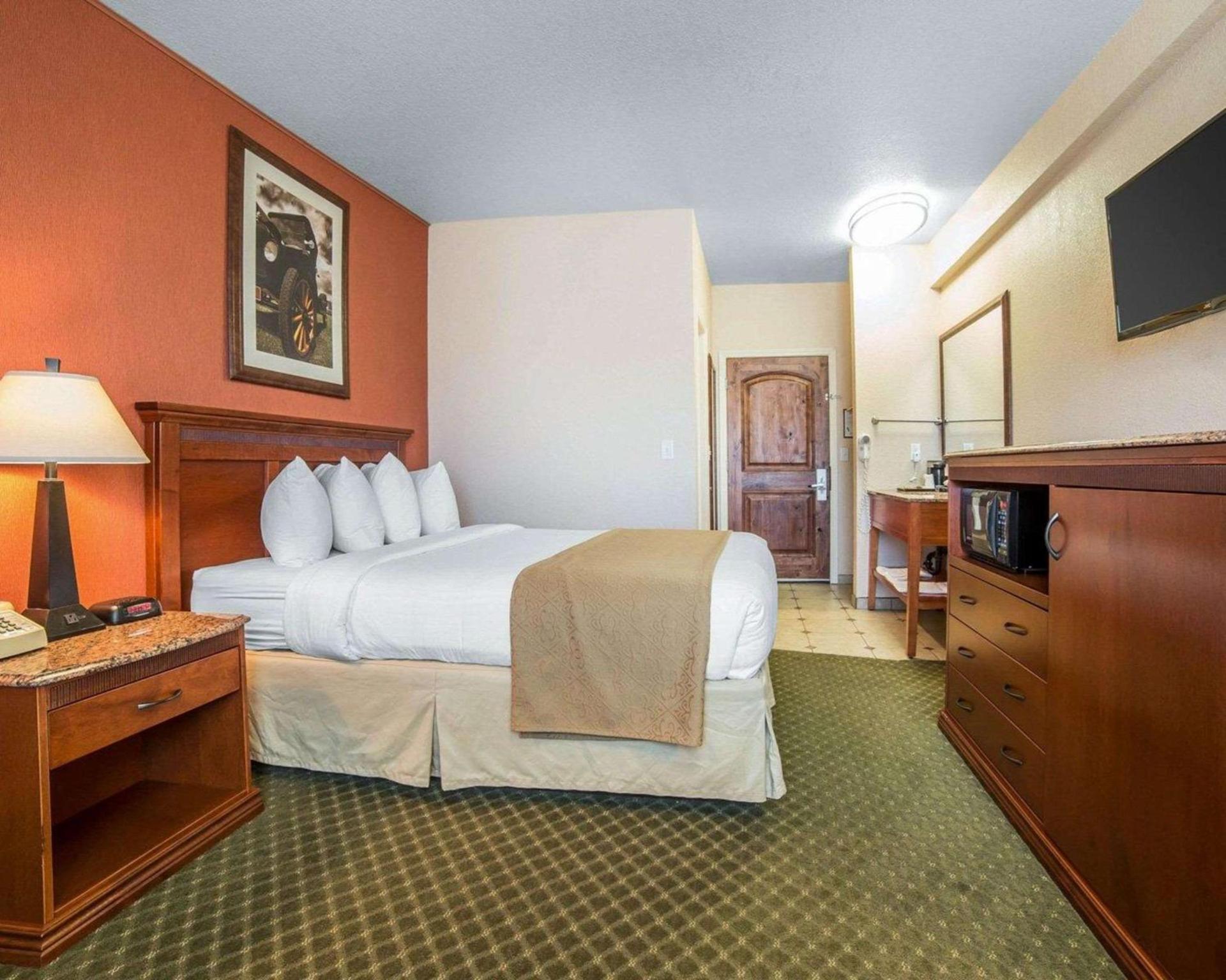 Quality Inn Winnemucca - Model T Casino photo 13