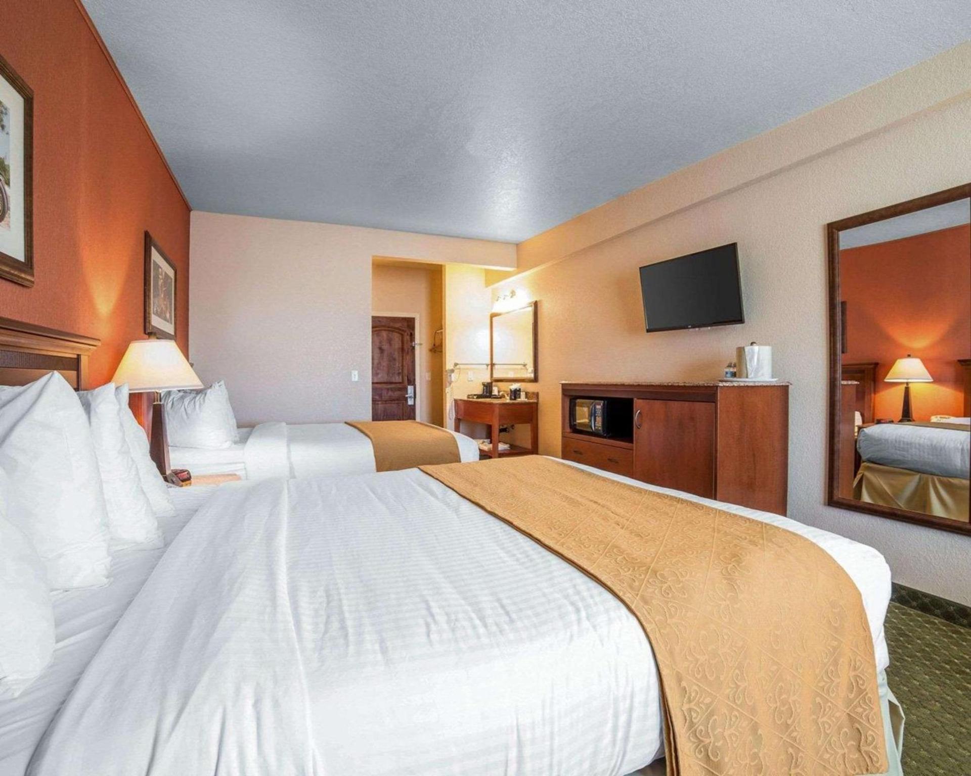 Quality Inn Winnemucca - Model T Casino photo 8