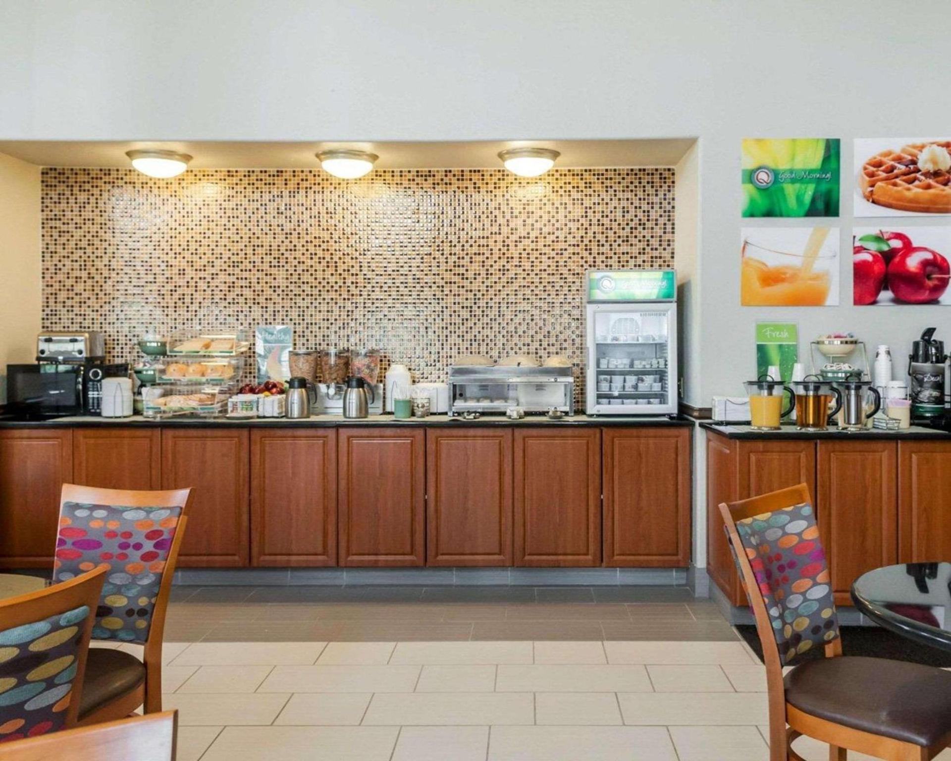 Quality Inn & Suites Albuquerque West photo 24