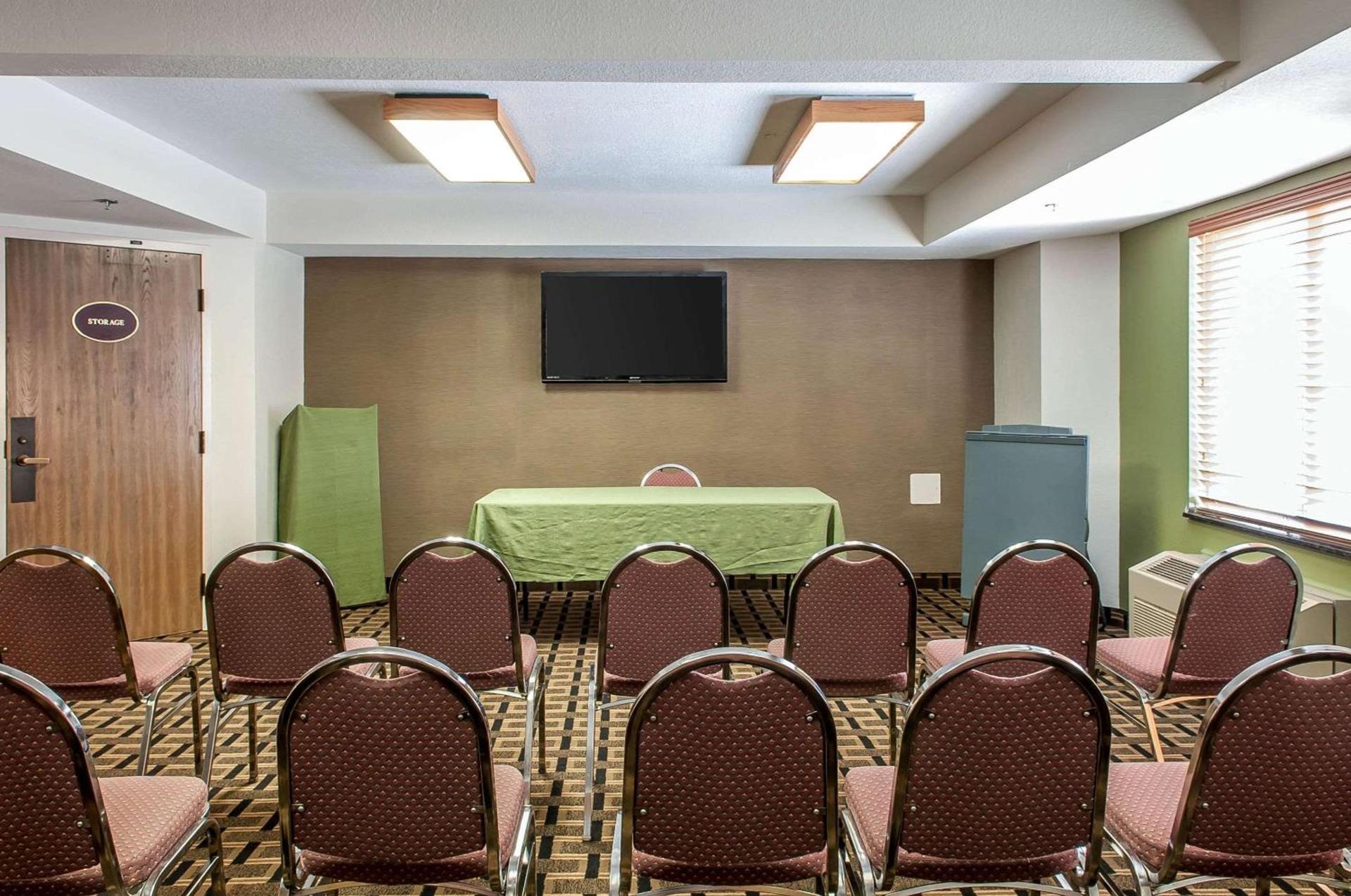 Sleep Inn Airport photo 22