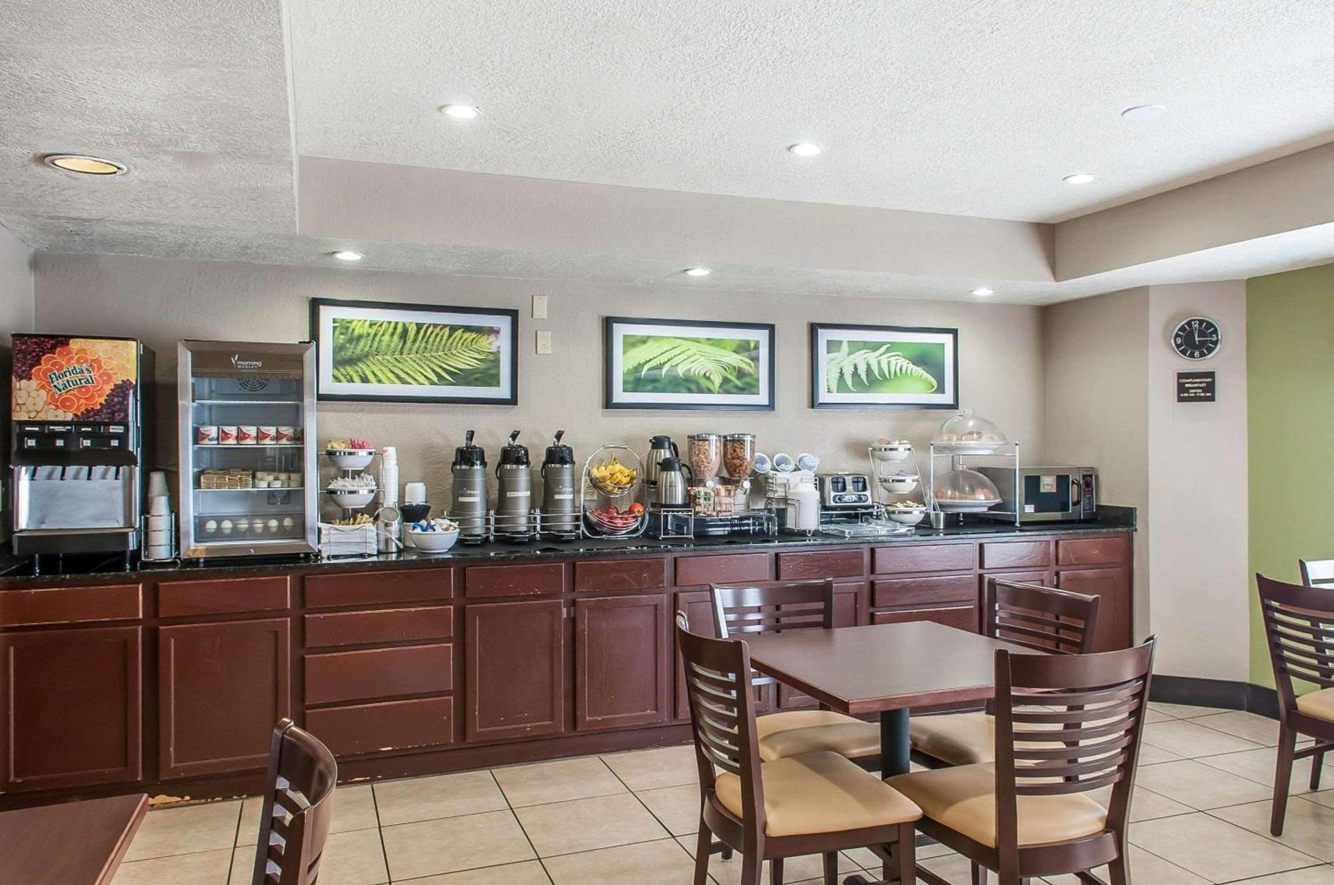 Sleep Inn Airport photo 24