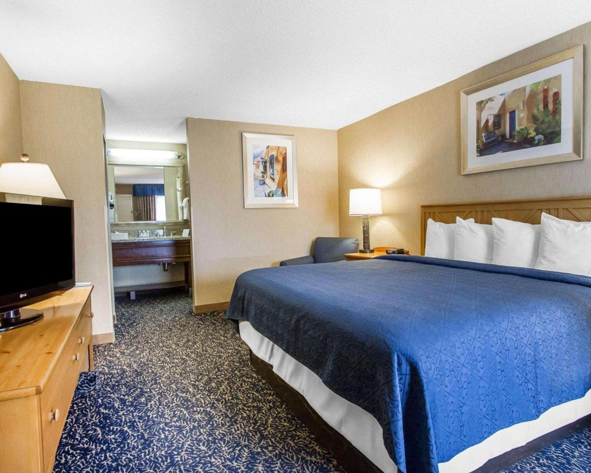 Quality Inn Deming photo 16