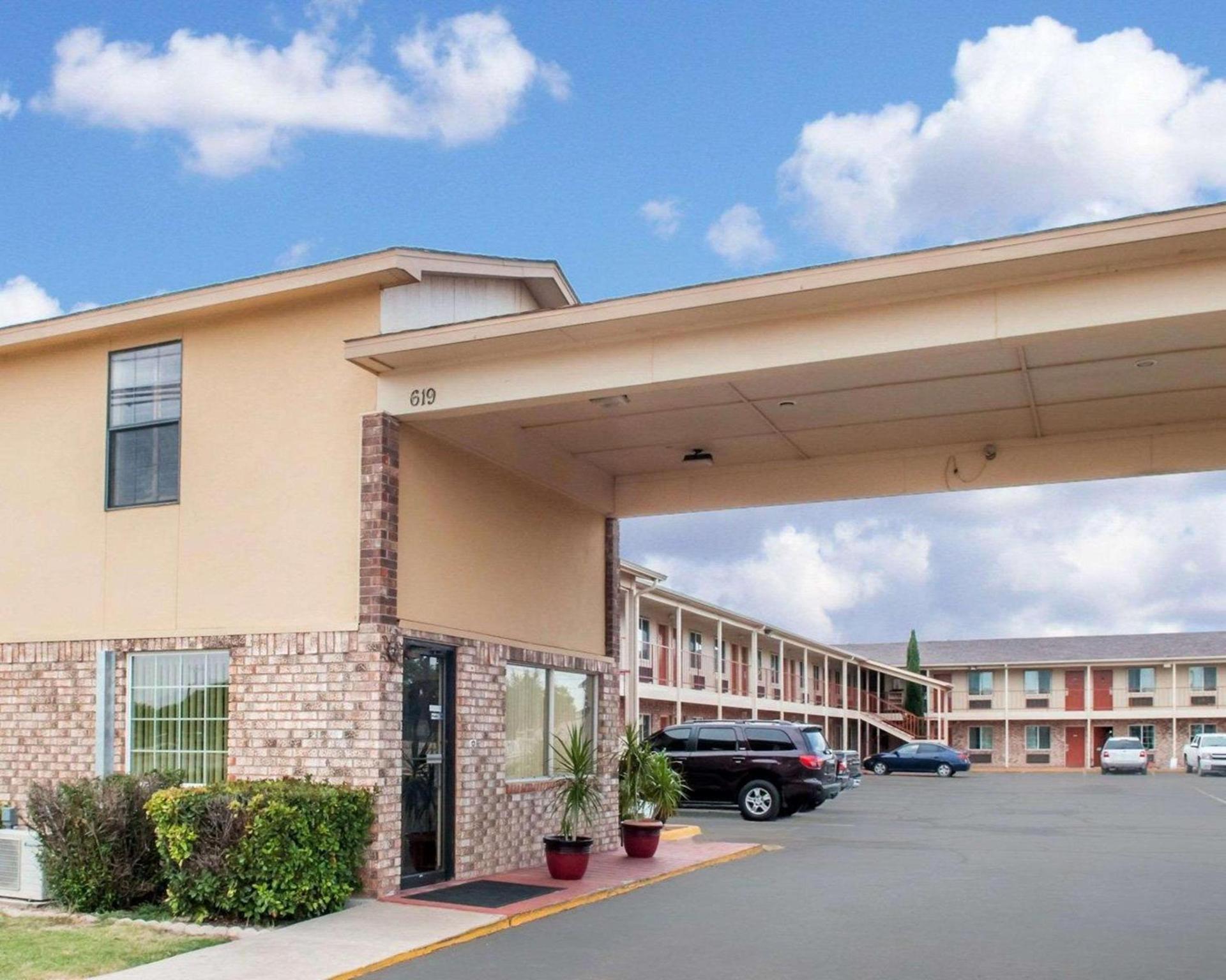 Econo Lodge Hobbs photo 1