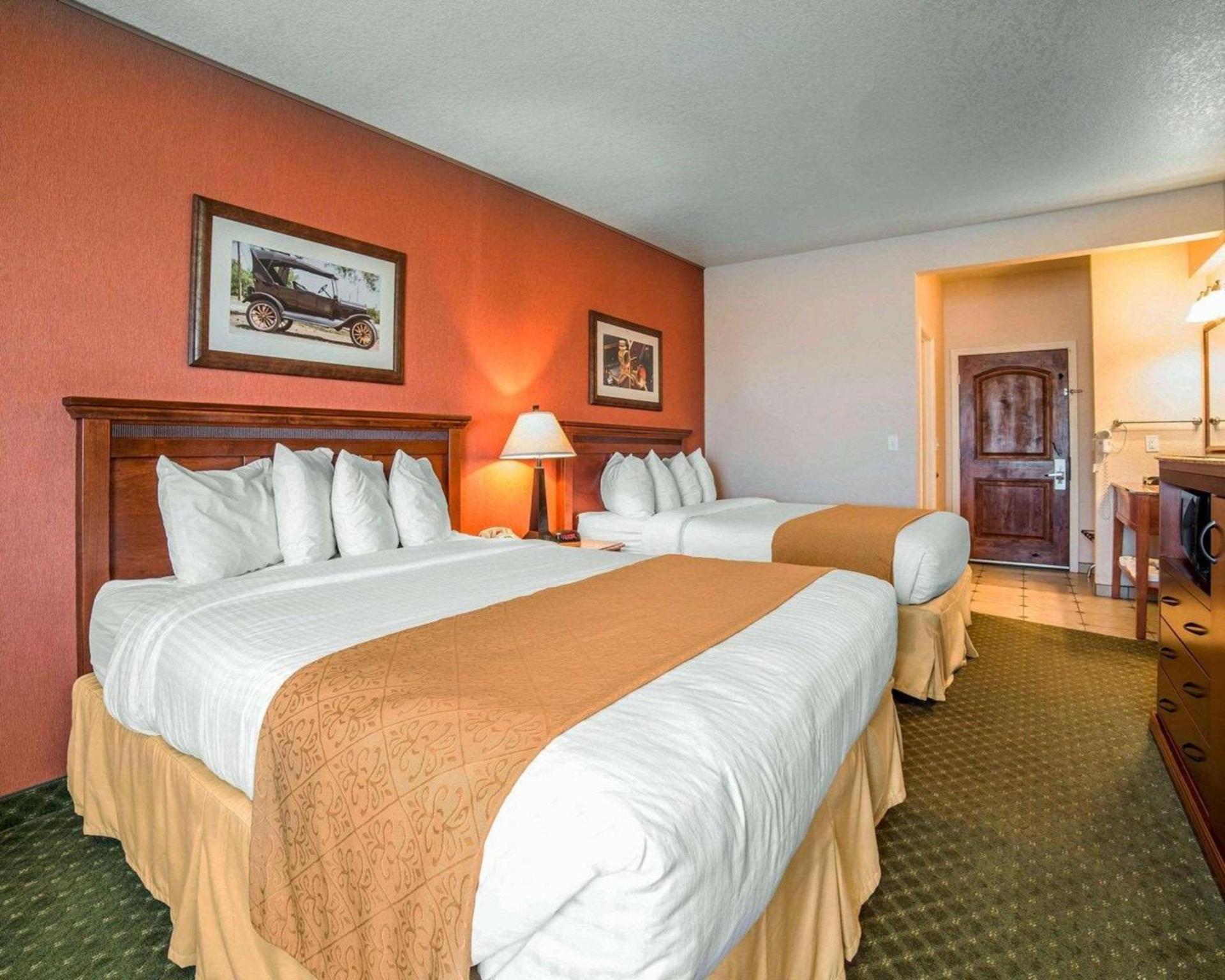 Quality Inn Winnemucca - Model T Casino photo 7