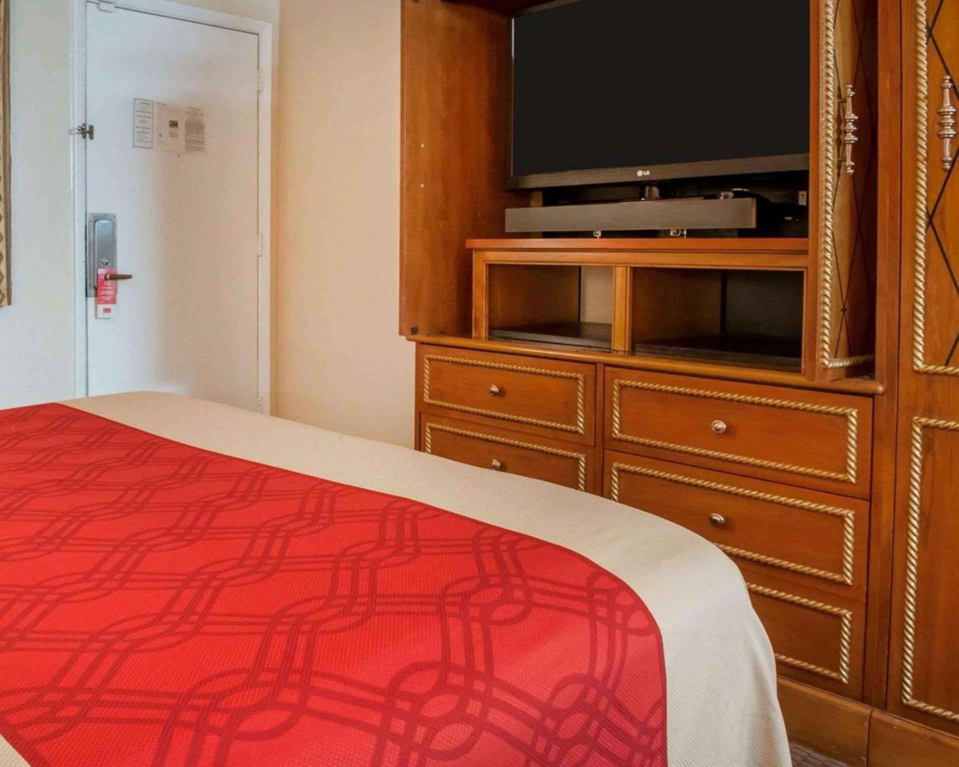 Econo Lodge Hobbs photo 10