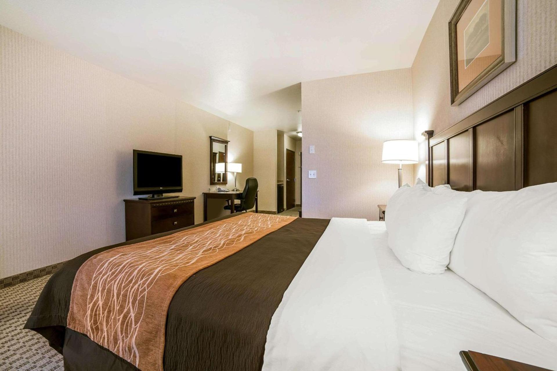 Comfort Inn & Suites Henderson - Las Vegas photo 19