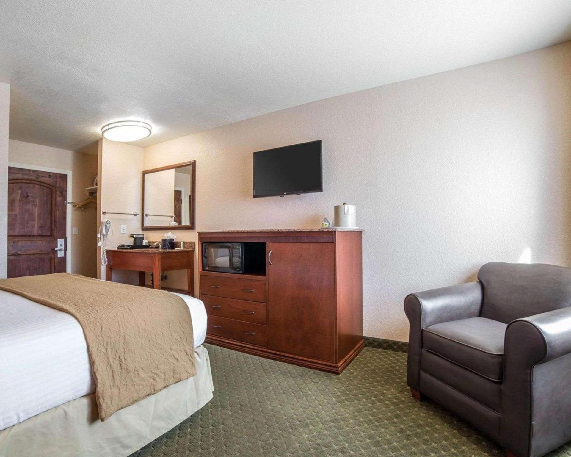 Quality Inn Winnemucca - Model T Casino photo 18