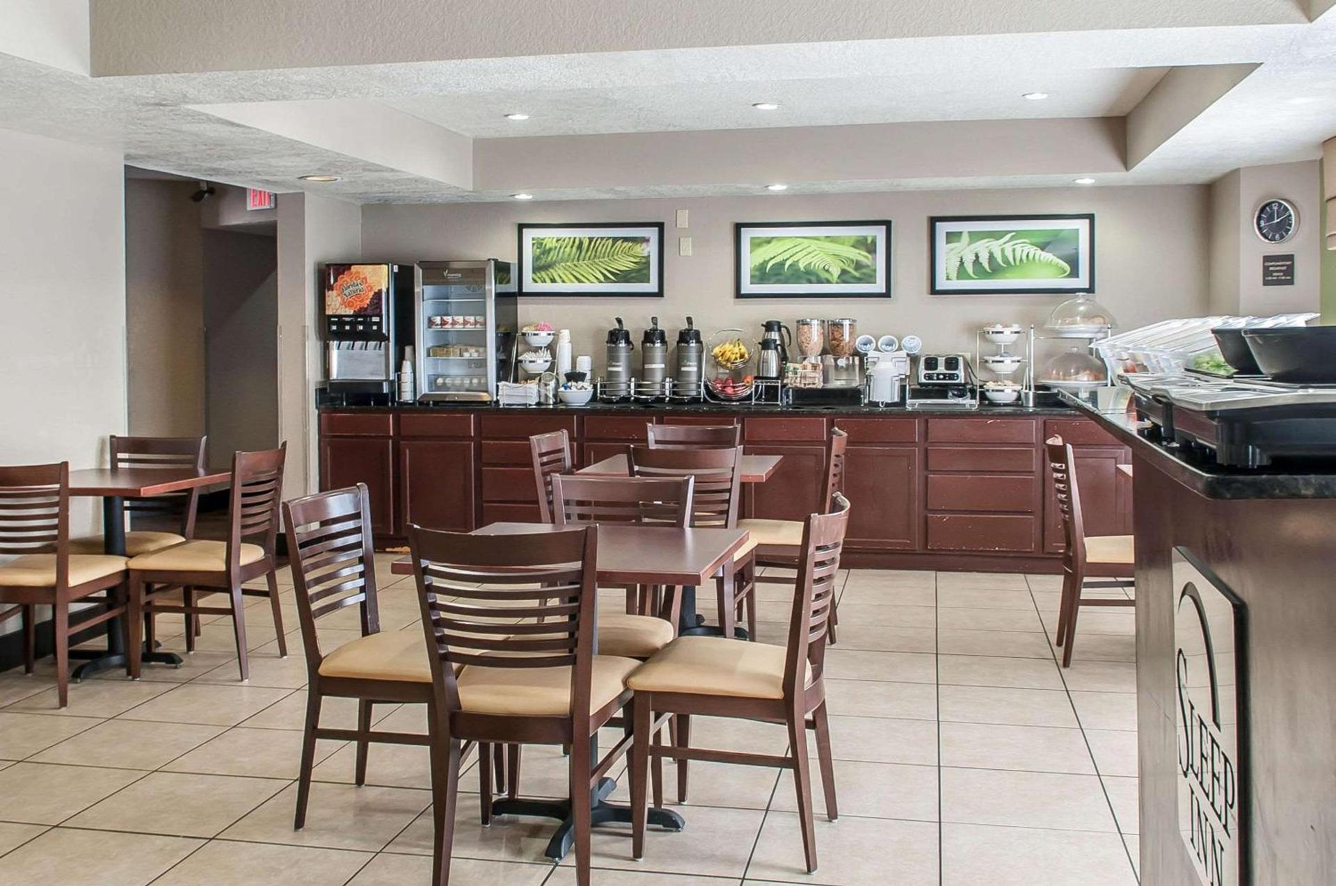 Sleep Inn Airport photo 25