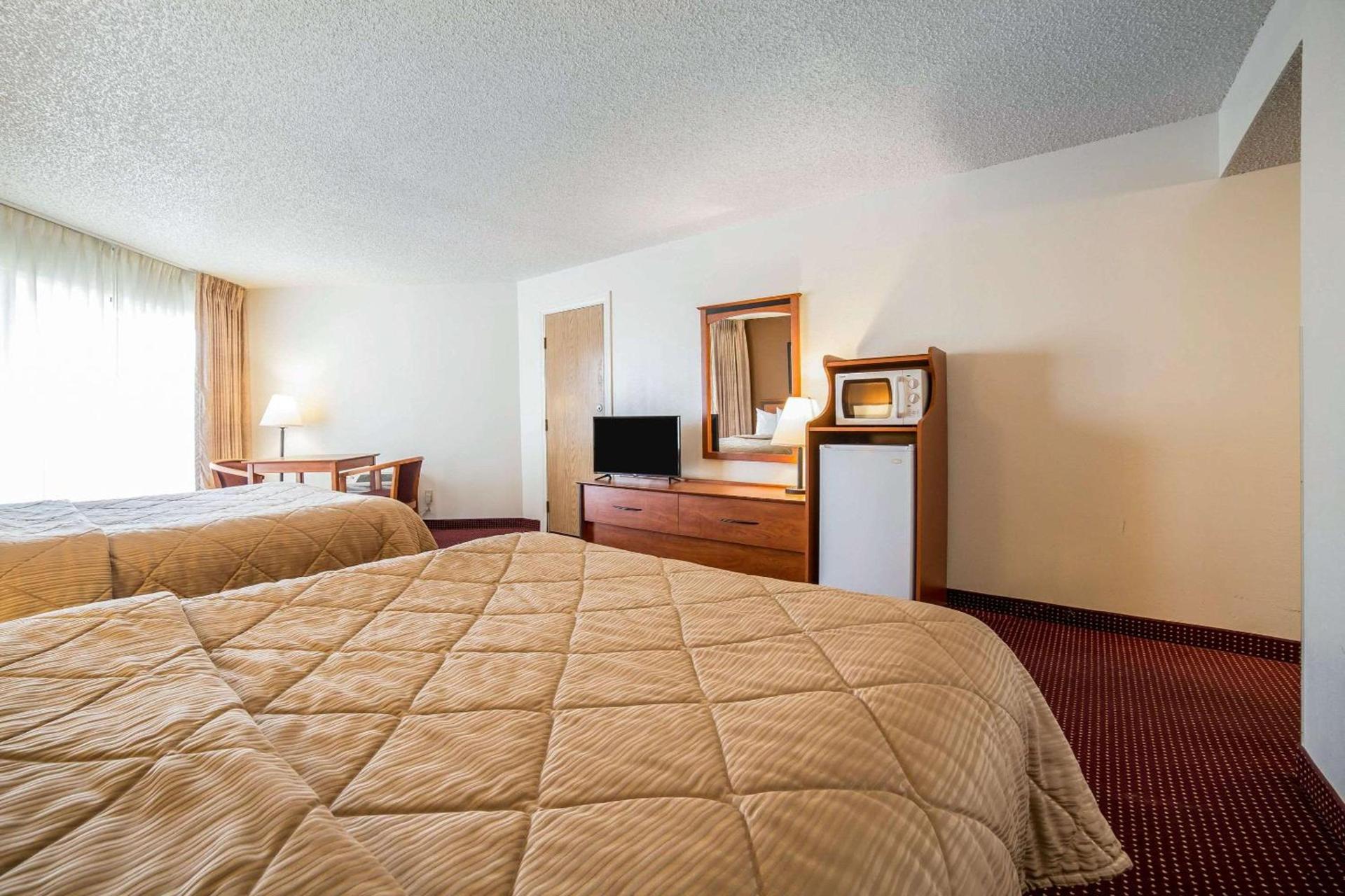 Lake Mead Inn photo 2
