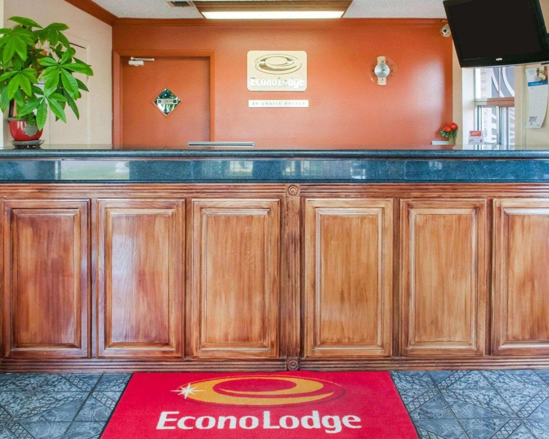 Econo Lodge Hobbs photo 16