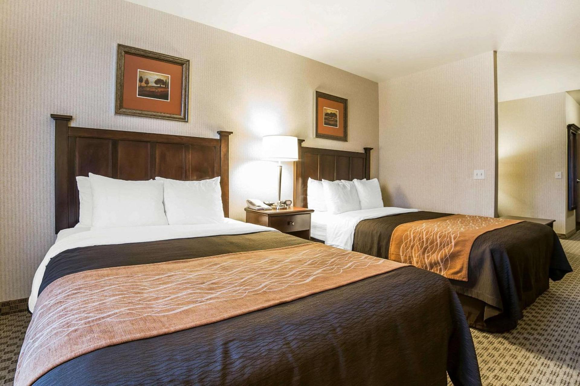 Comfort Inn & Suites Henderson - Las Vegas photo 25