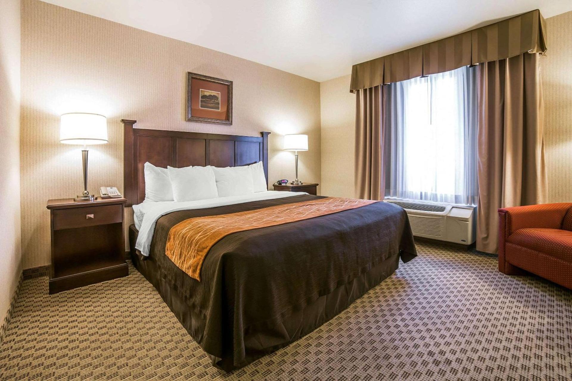 Comfort Inn & Suites Henderson - Las Vegas photo 20